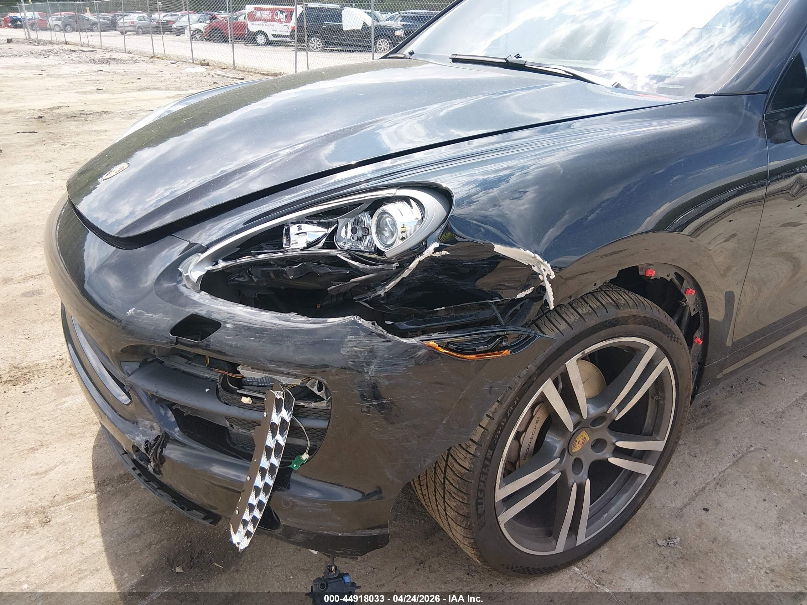 2014 Porsche Cayenne S Black vin: WP1AB2A27ELA58816