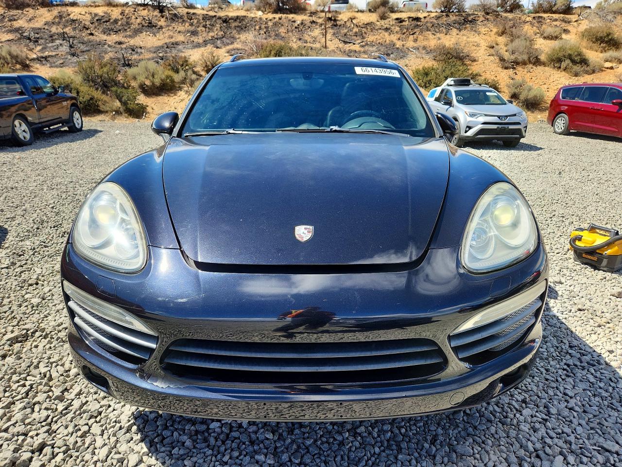 2014 Porsche Cayenne S Black vin: WP1AB2A27ELA59237