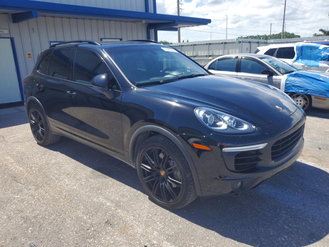 2015 Porsche Cayenne S Black vin: WP1AB2A27FLA60597