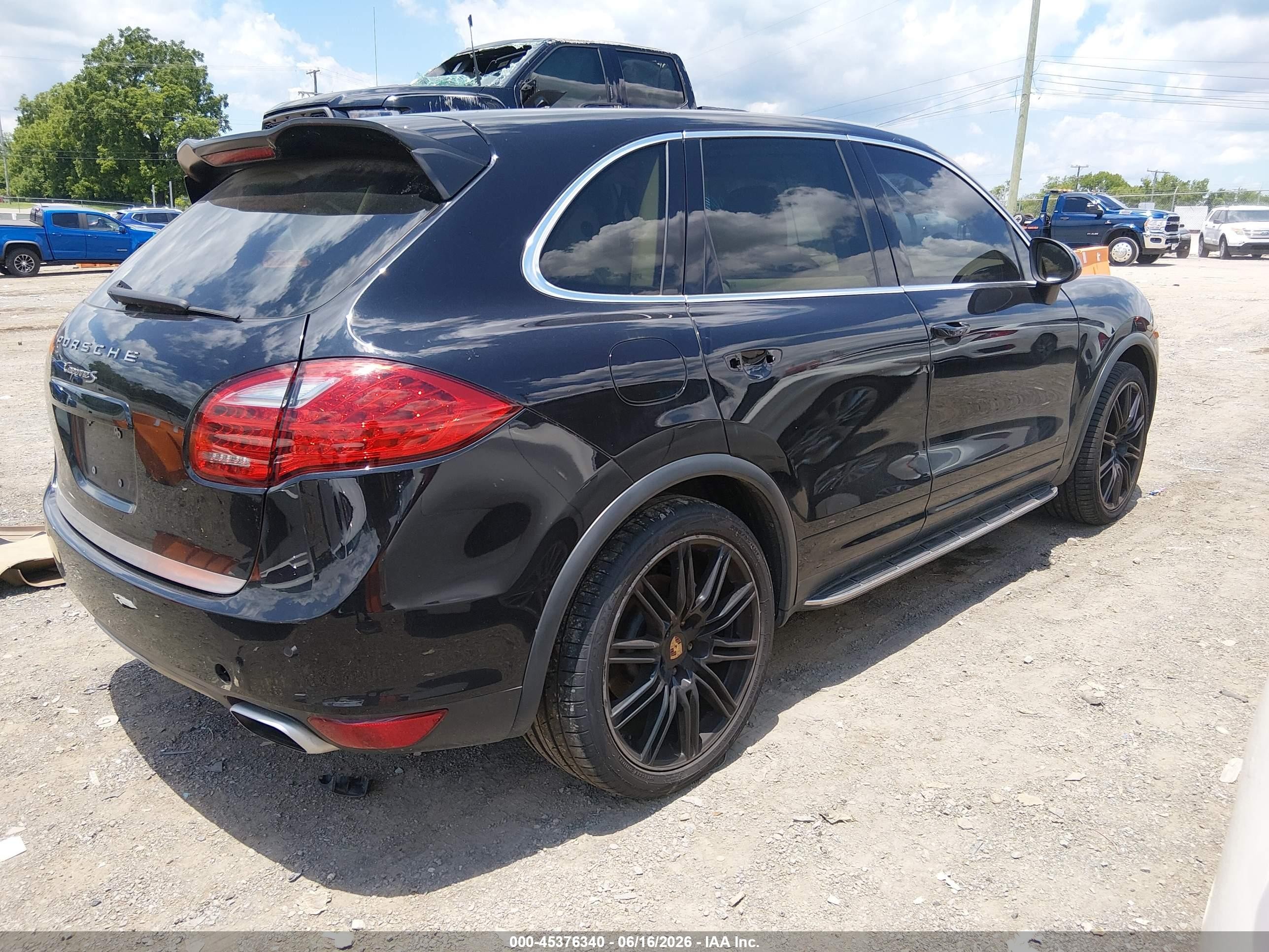 2012 Porsche Cayenne S Black vin: WP1AB2A28CLA40337
