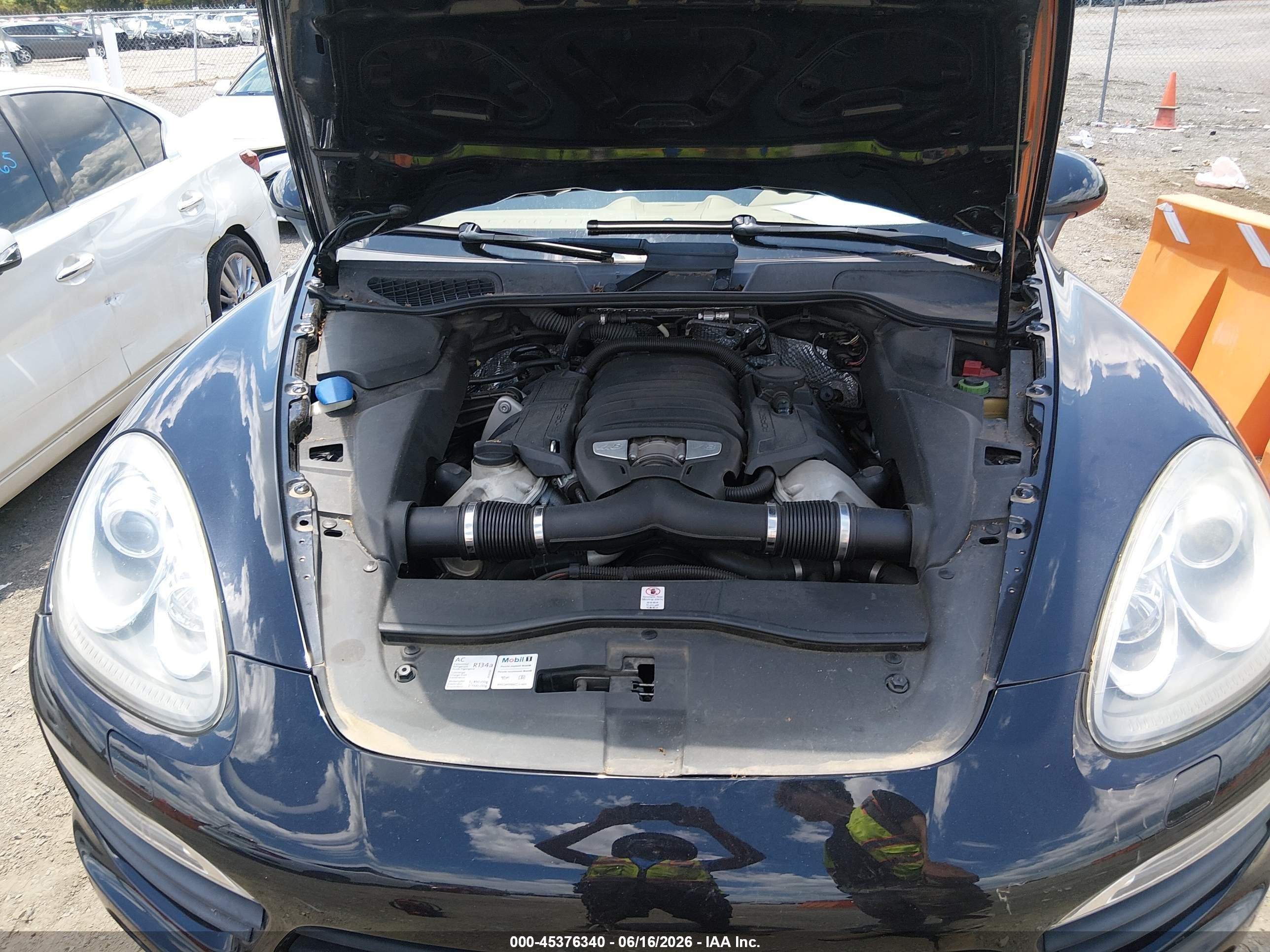 2012 Porsche Cayenne S Black vin: WP1AB2A28CLA40337