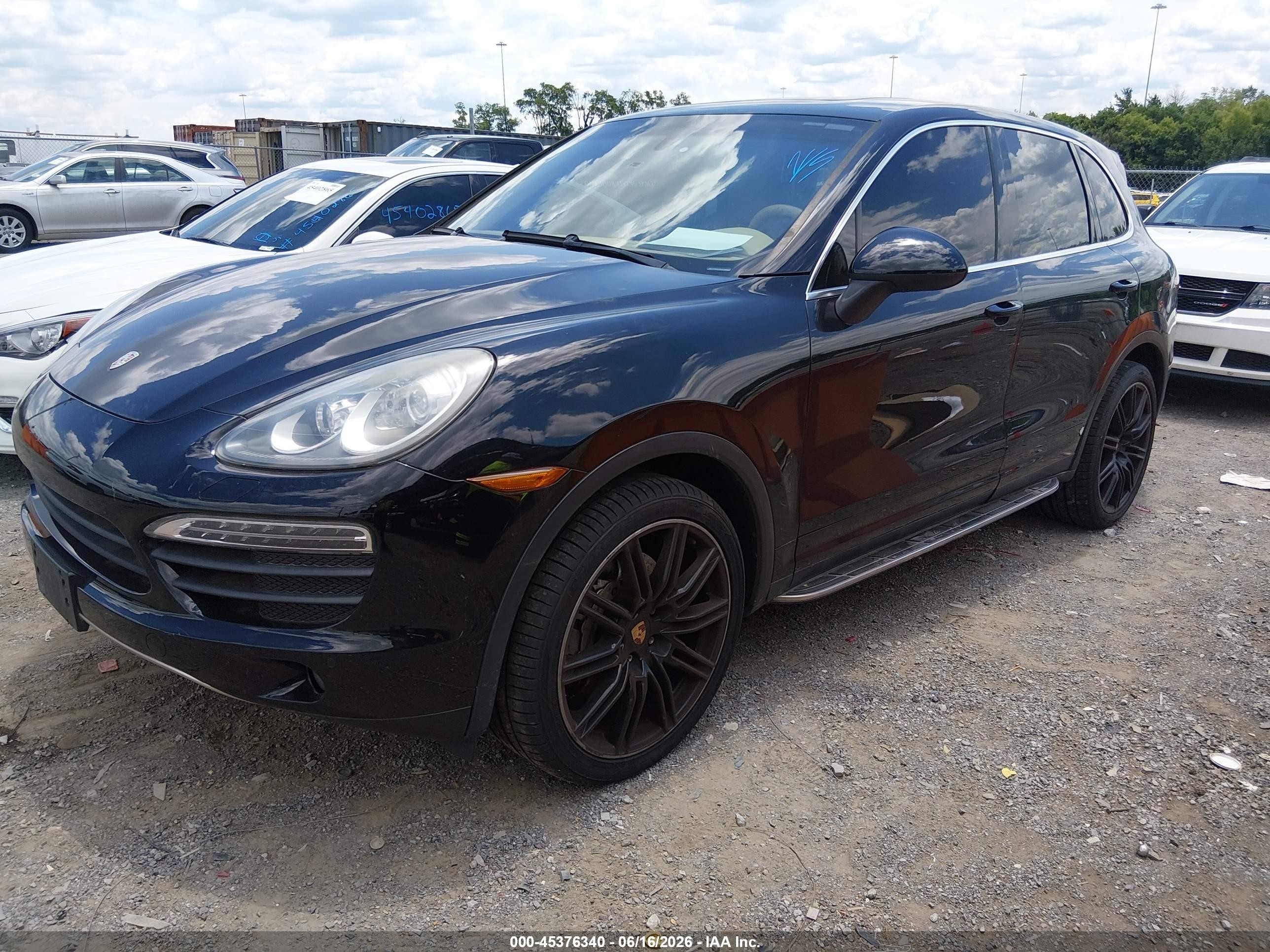 2012 Porsche Cayenne S Black vin: WP1AB2A28CLA40337