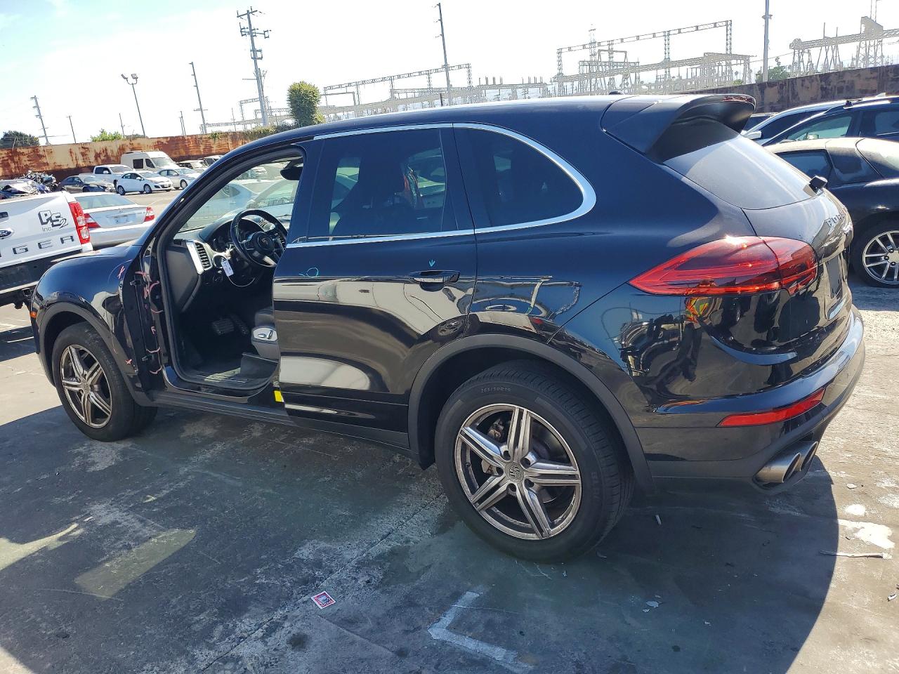 2015 Porsche Cayenne S Black vin: WP1AB2A28FLA56123