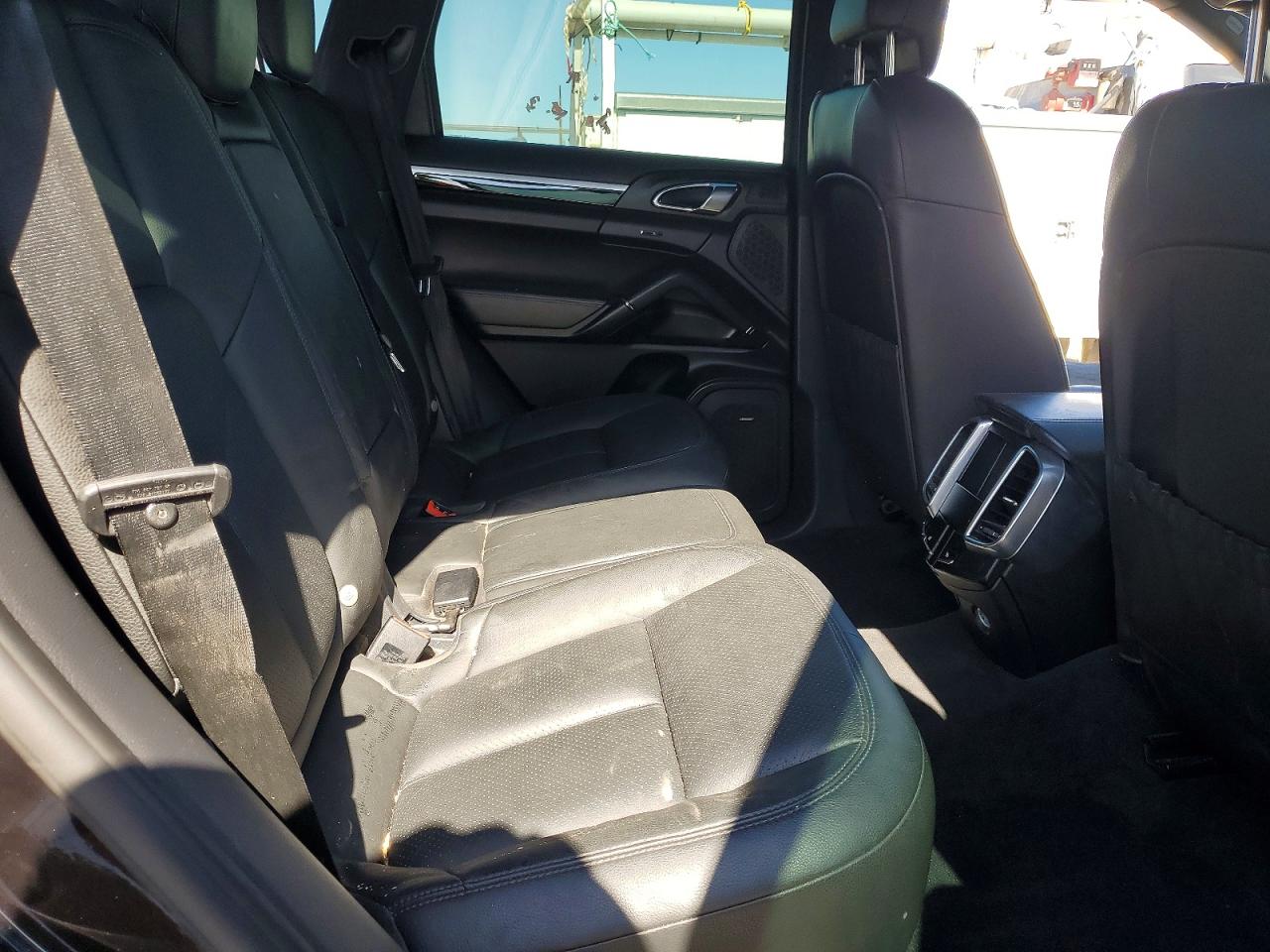 2015 Porsche Cayenne S Black vin: WP1AB2A28FLA56123