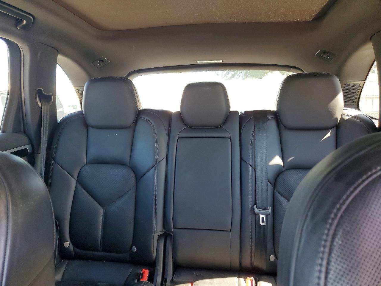 2015 Porsche Cayenne S Black vin: WP1AB2A28FLA56641