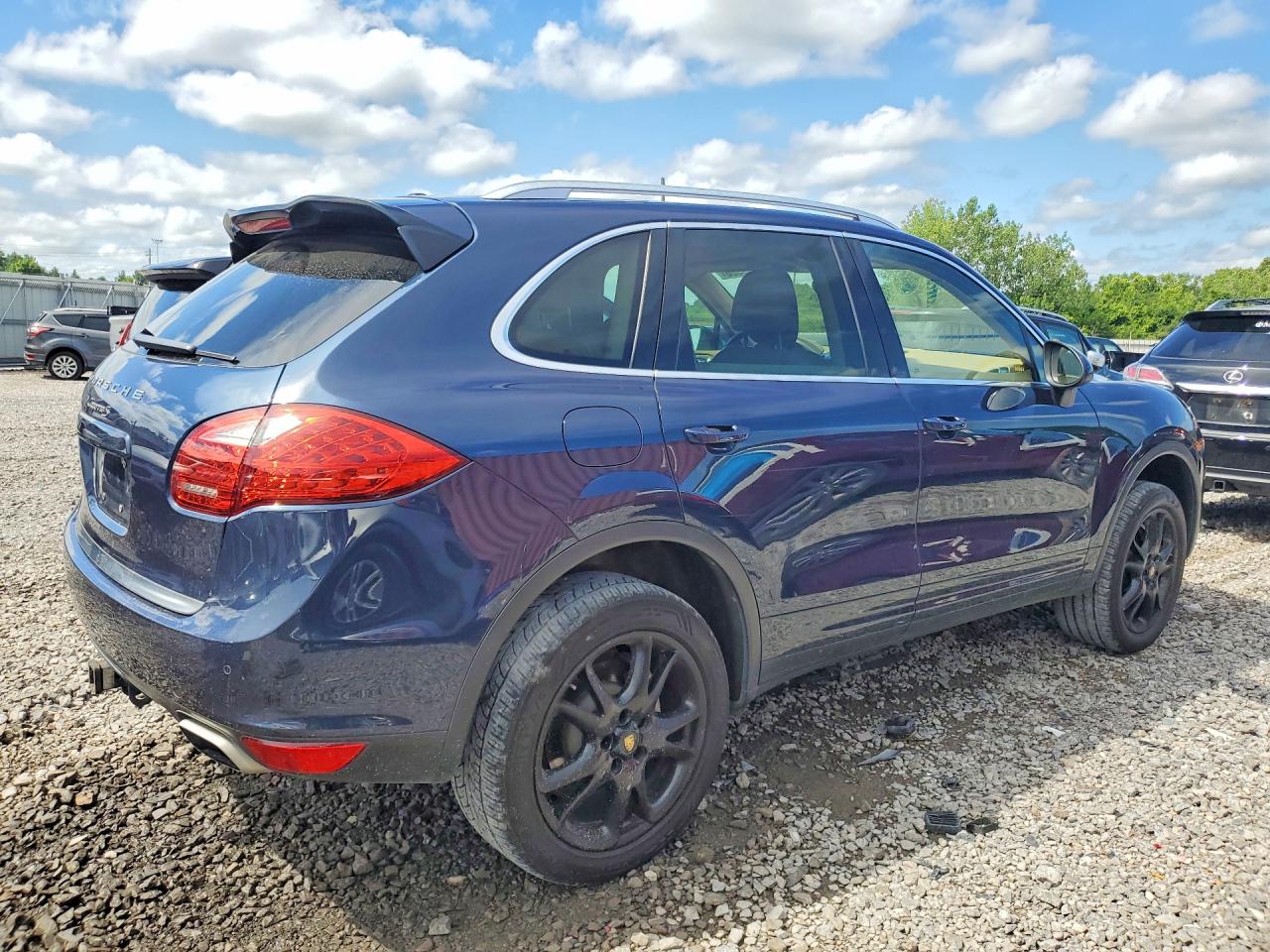 2014 Porsche Cayenne S Black vin: WP1AB2A29ELA58378