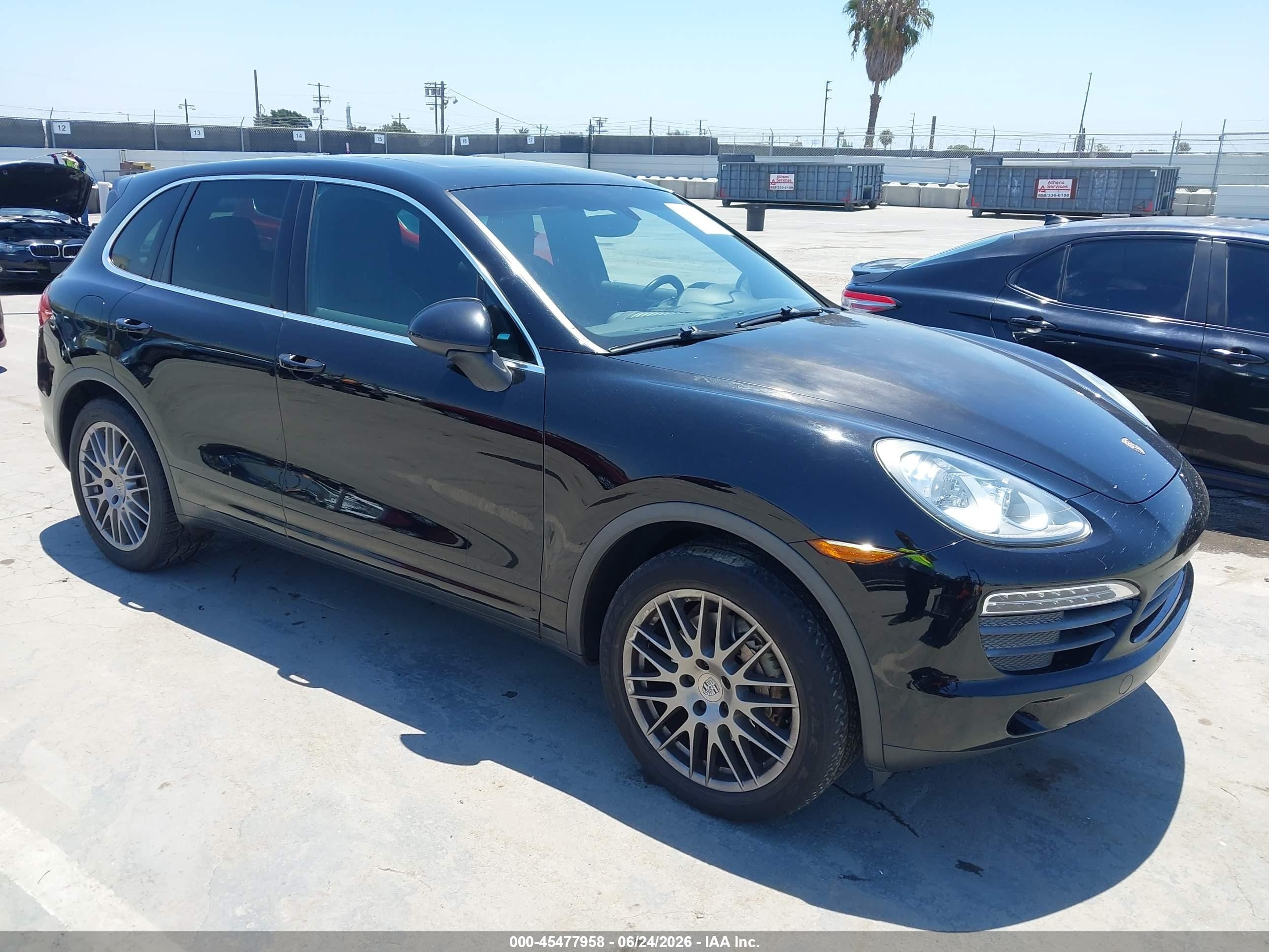2013 Porsche Cayenne S Black vin: WP1AB2A2XDLA85863