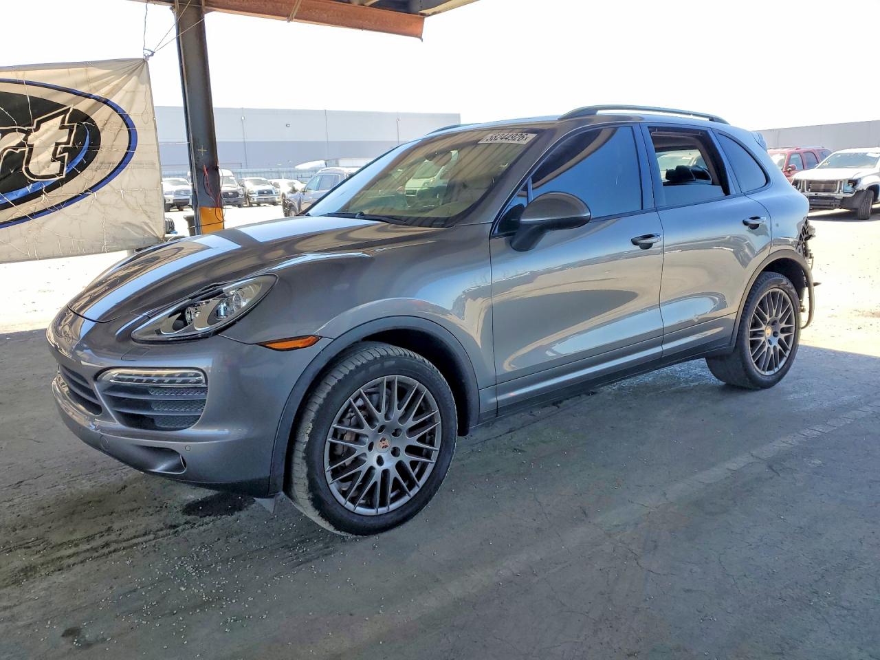 2014 Porsche Cayenne S Gray vin: WP1AB2A2XELA57644
