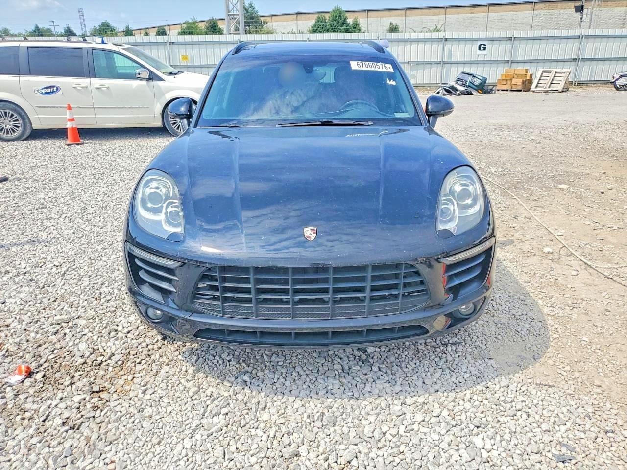 2015 Porsche Macan S Black vin: WP1AB2A50FLB74080