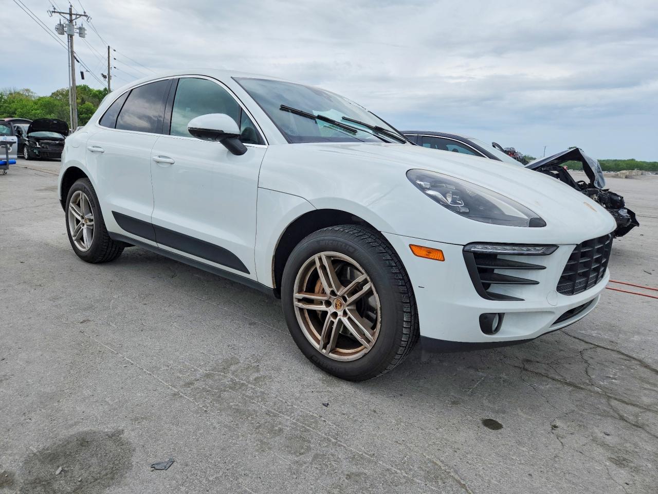 2017 Porsche Macan S White vin: WP1AB2A50HLB14951