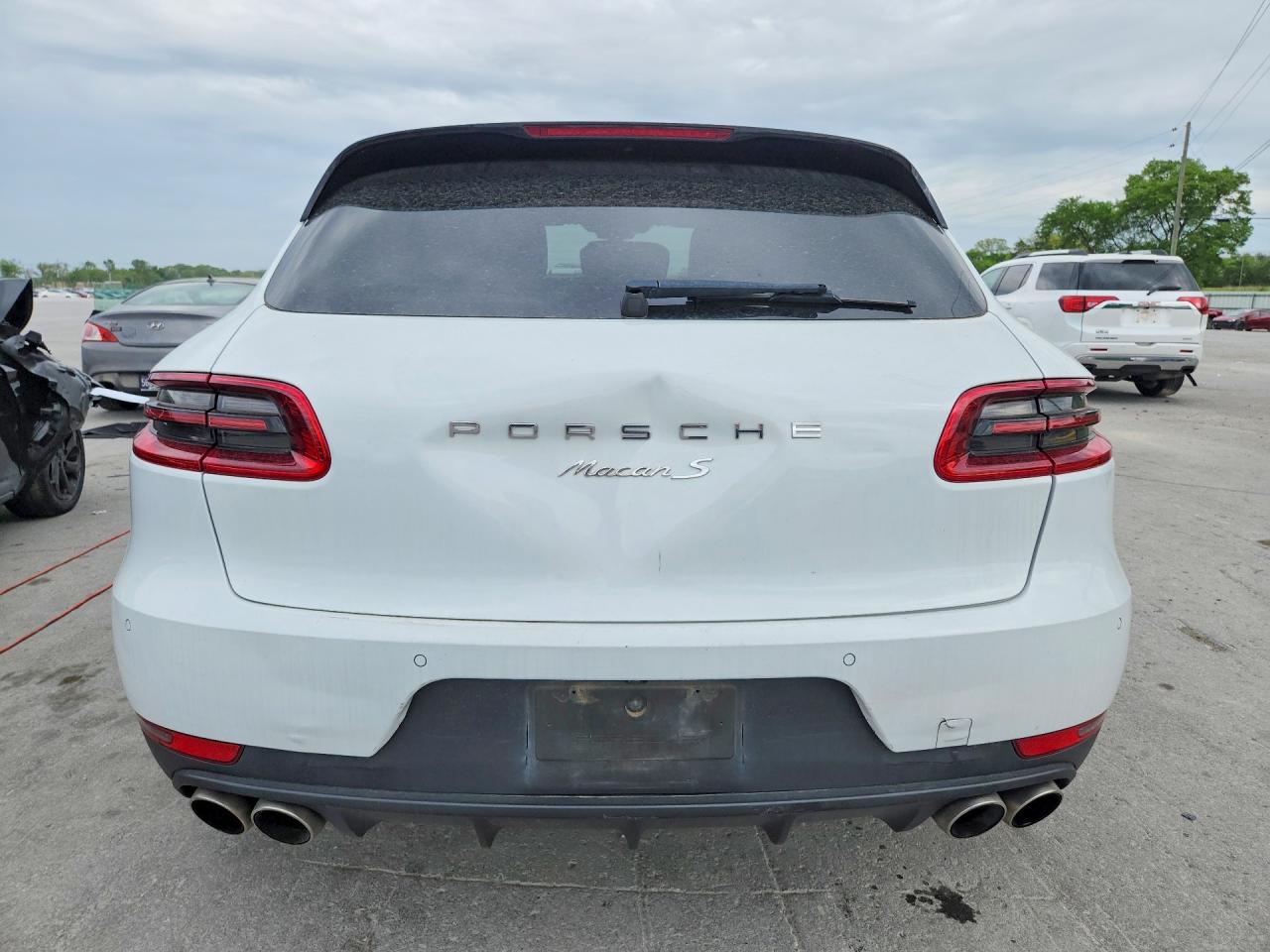 2017 Porsche Macan S White vin: WP1AB2A50HLB14951