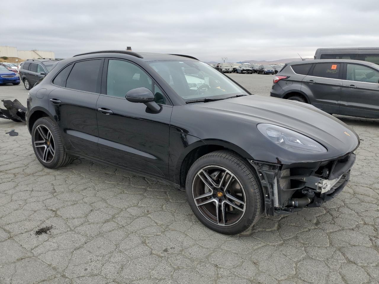 2019 Porsche Macan S Black vin: WP1AB2A50KLB31403