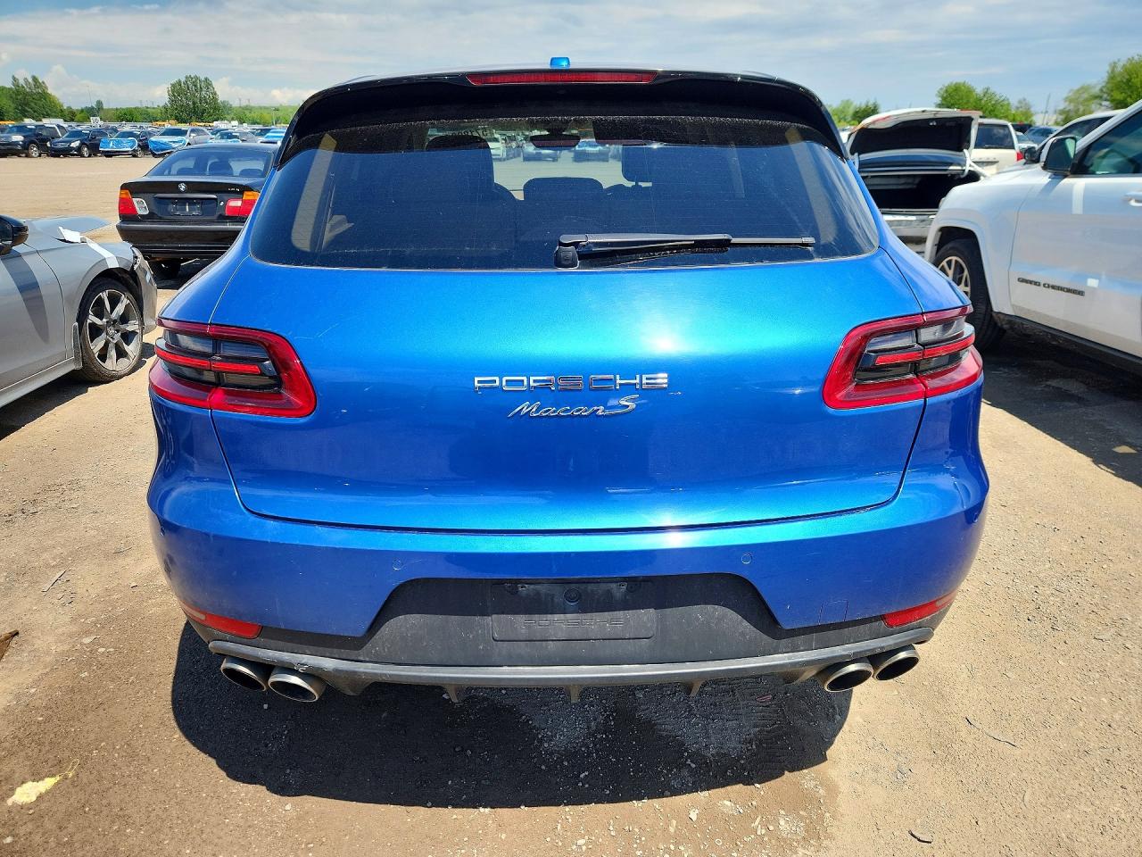 2015 Porsche Macan S Blue vin: WP1AB2A51FLB44215