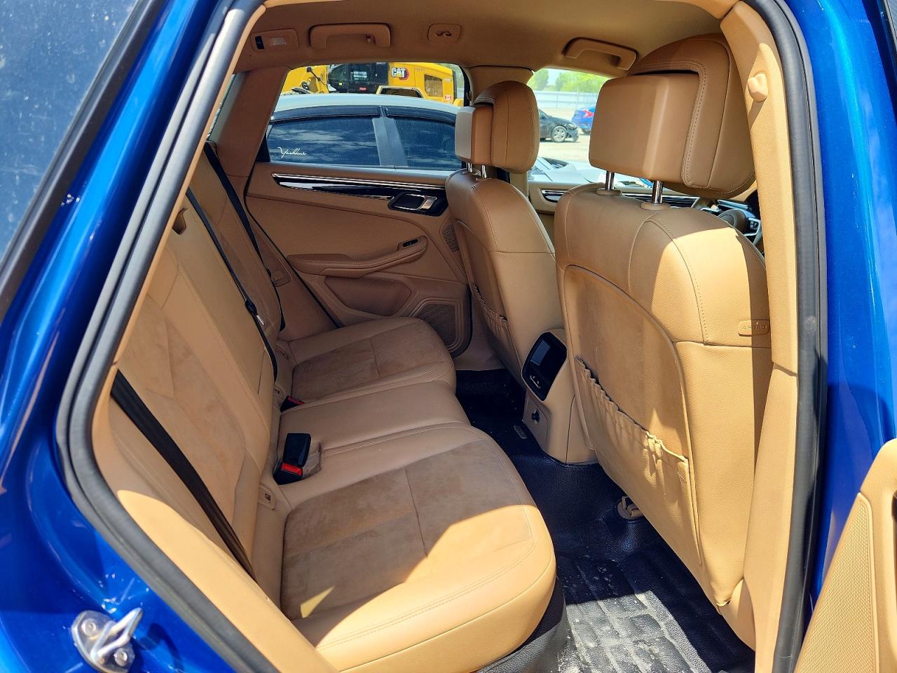 2015 Porsche Macan S Blue vin: WP1AB2A51FLB44215