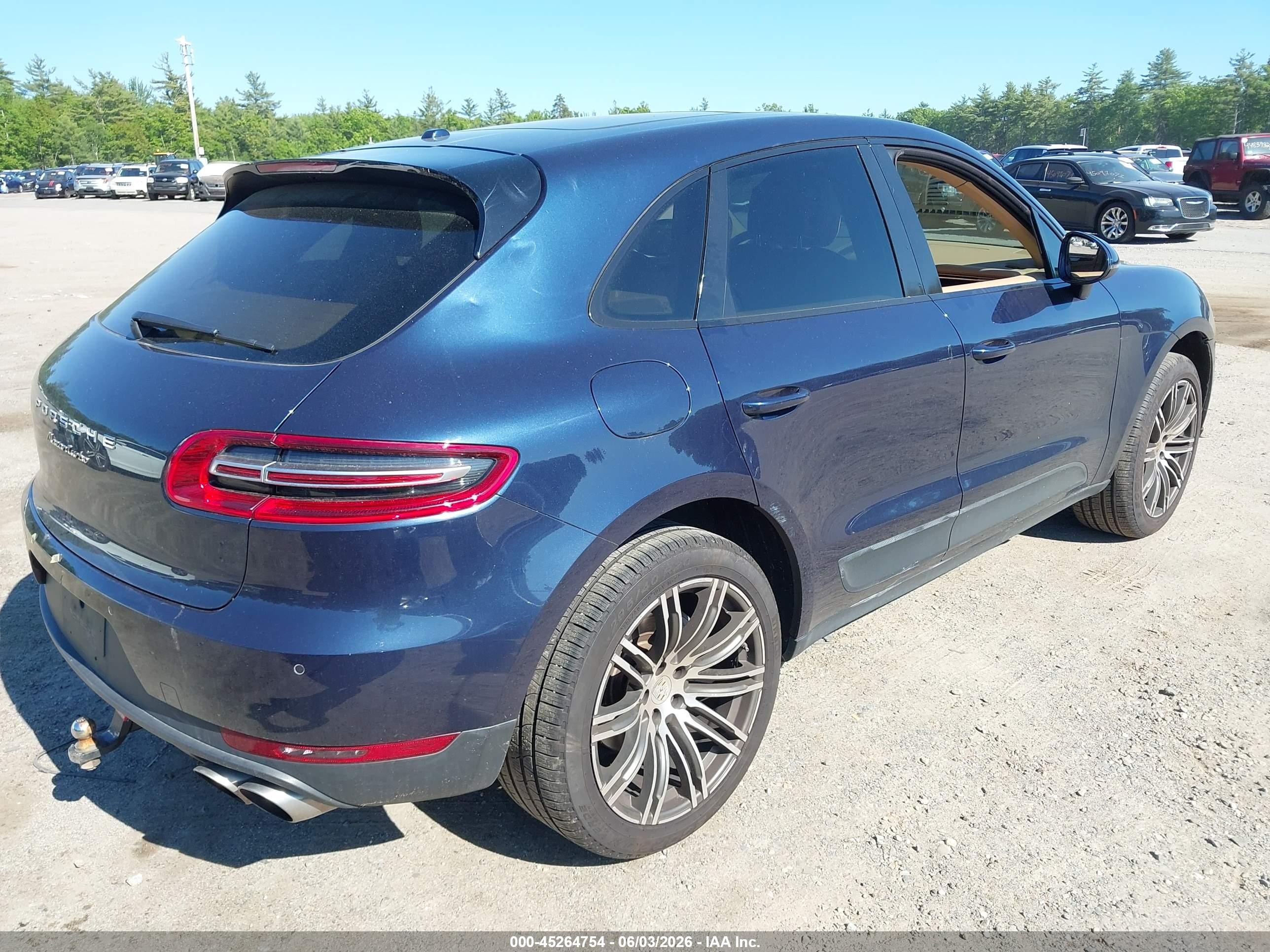 2015 Porsche Macan S Blue vin: WP1AB2A51FLB55179