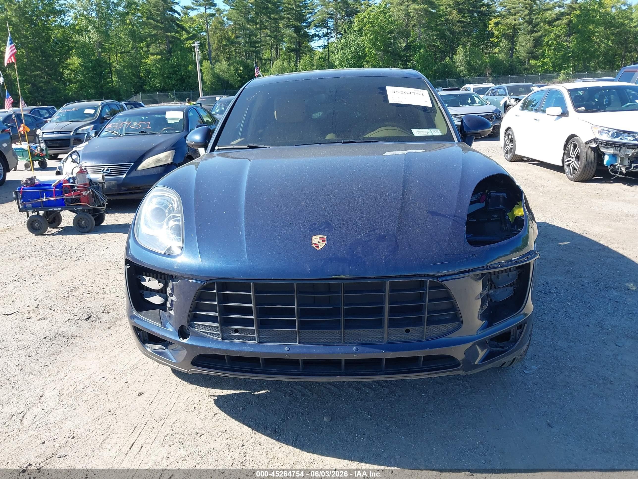 2015 Porsche Macan S Blue vin: WP1AB2A51FLB55179