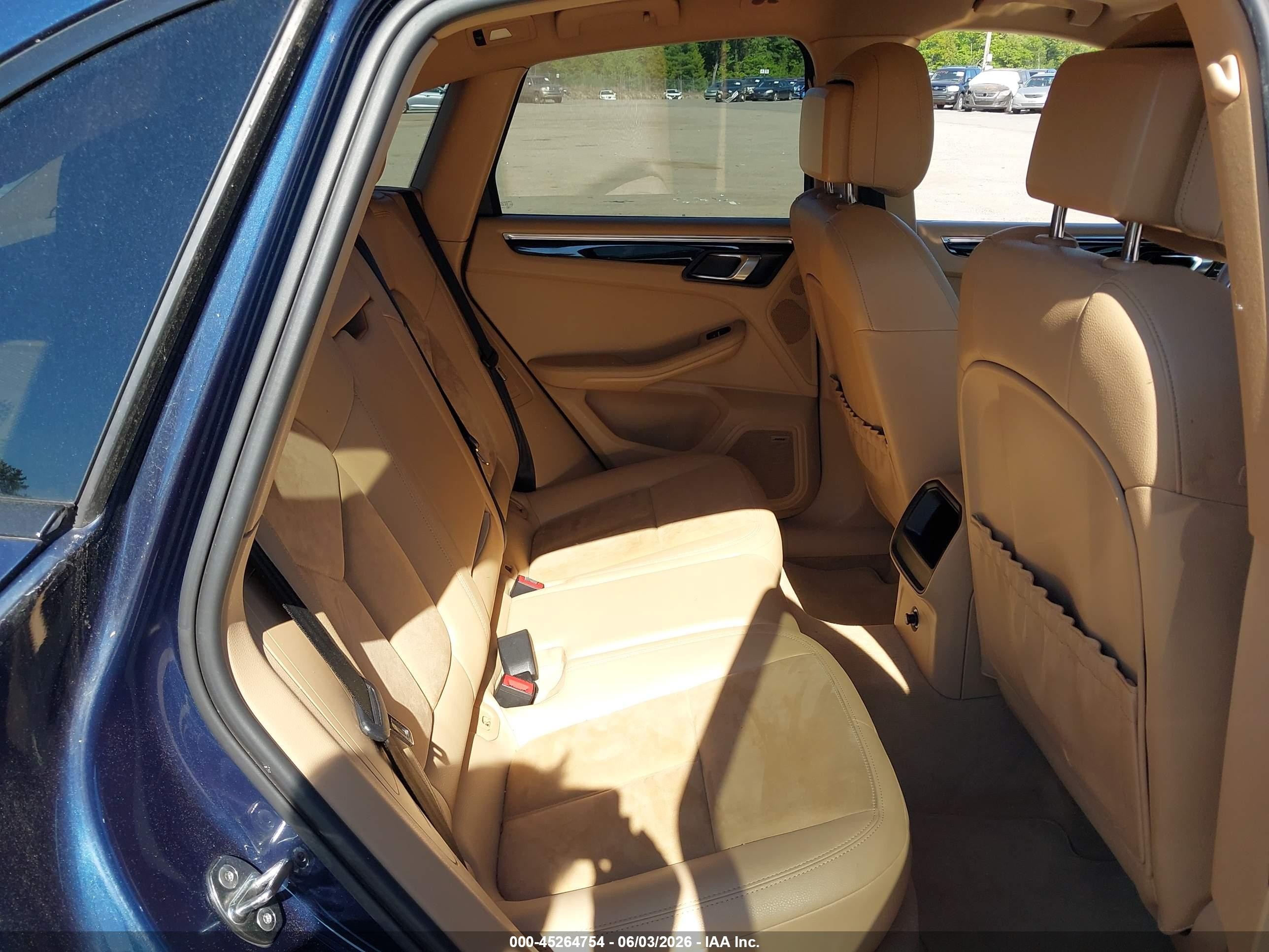 2015 Porsche Macan S Blue vin: WP1AB2A51FLB55179