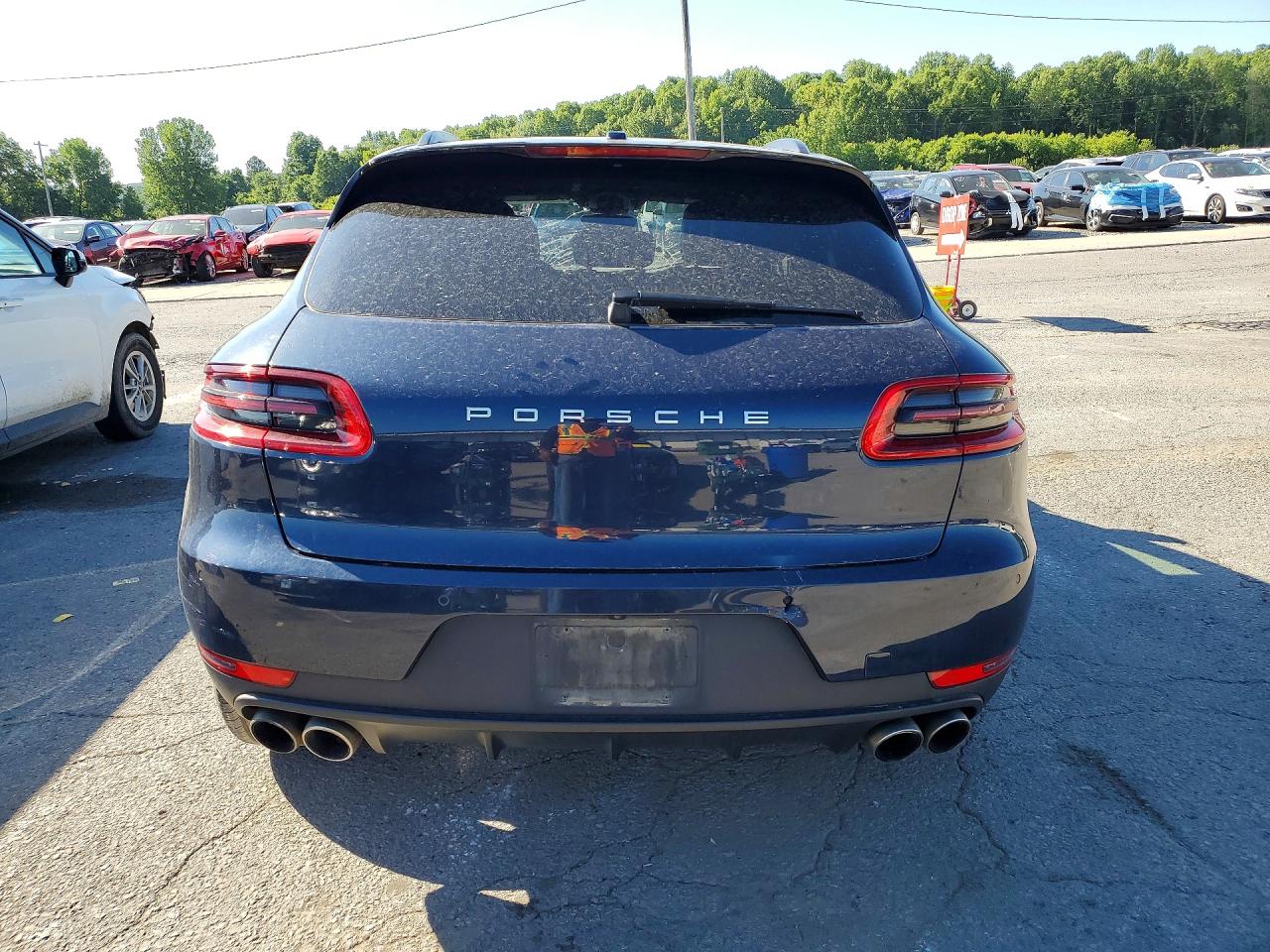 2015 Porsche Macan S Blue vin: WP1AB2A51FLB63623