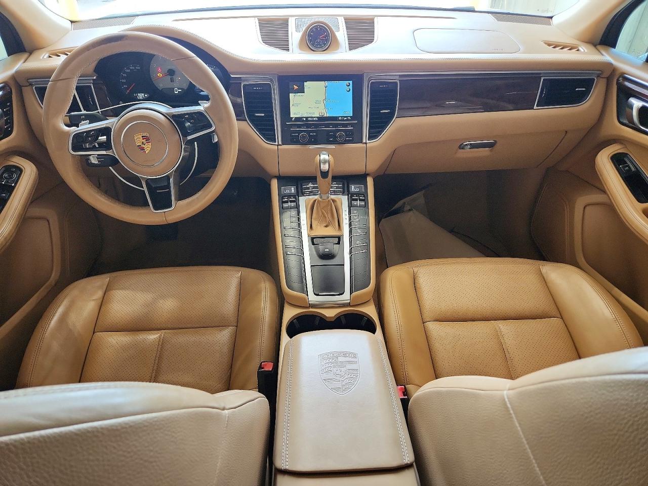2015 Porsche Macan S Burgundy vin: WP1AB2A51FLB66621