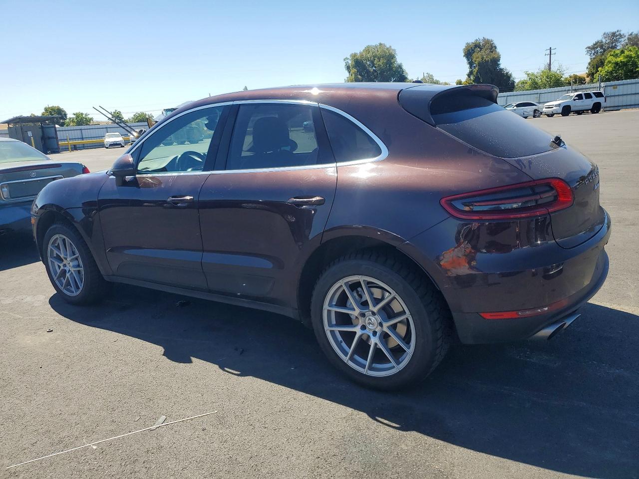 2017 Porsche Macan S Brown vin: WP1AB2A51HLB16465