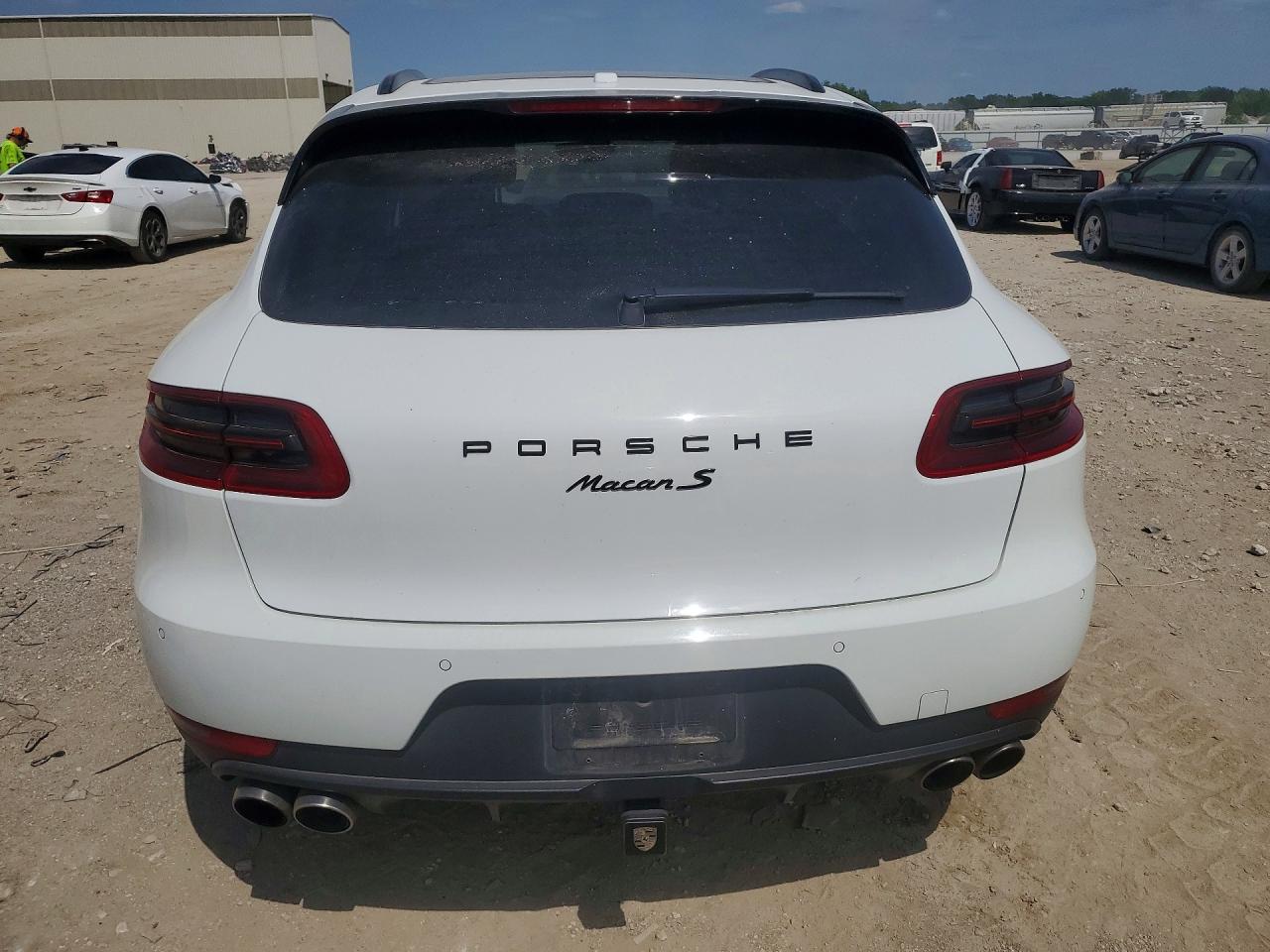 2015 Porsche Macan S White vin: WP1AB2A52FLB58530