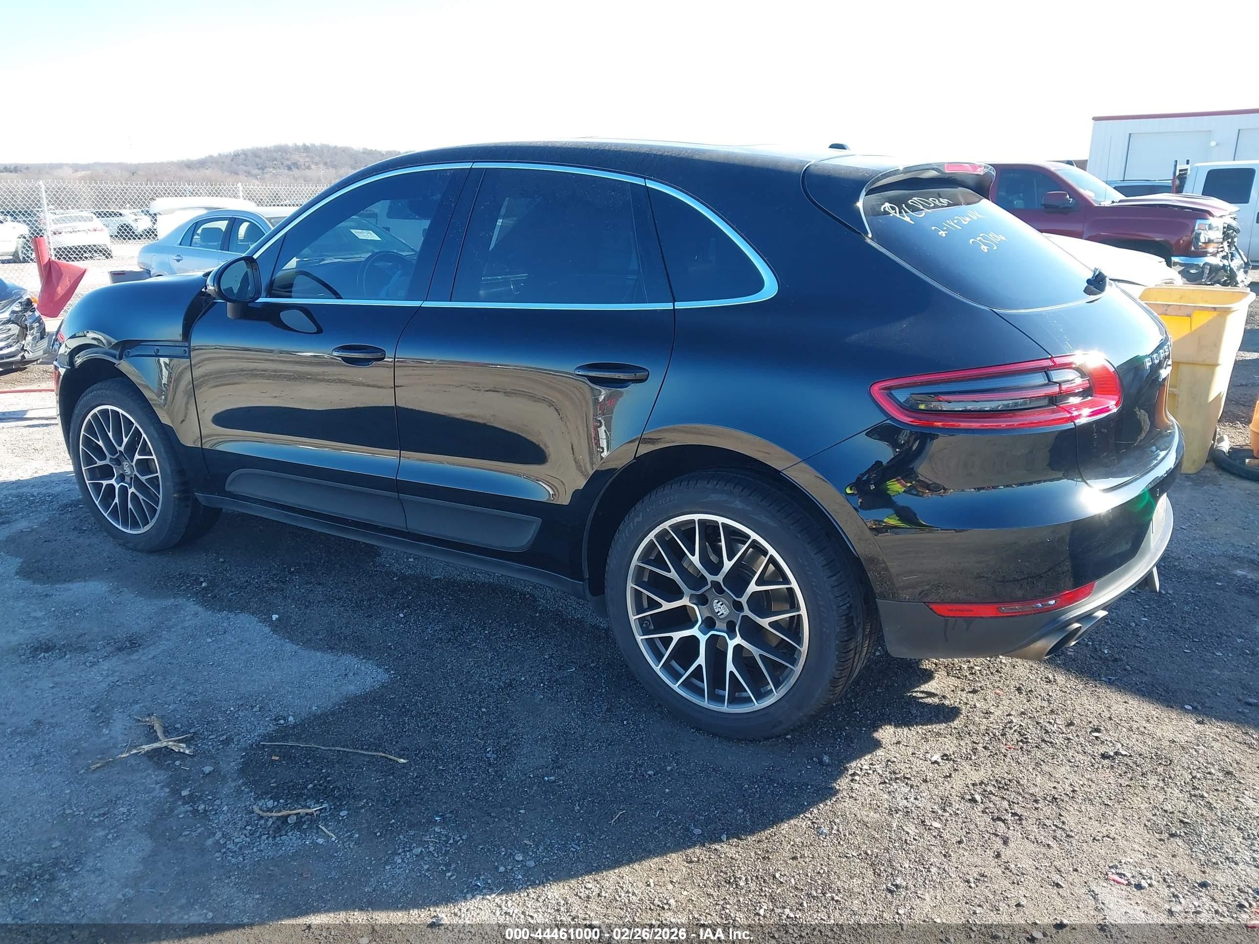 2015 Porsche Macan S Черный vin: WP1AB2A52FLB60021