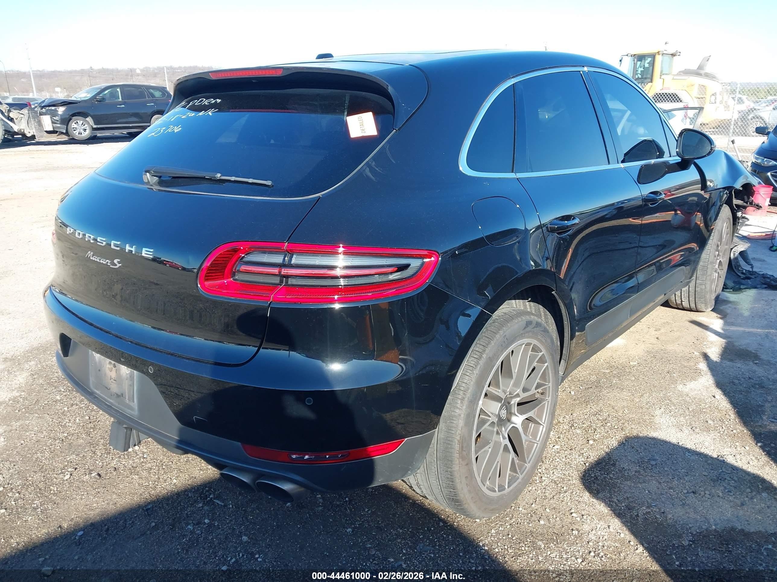 2015 Porsche Macan S Черный vin: WP1AB2A52FLB60021