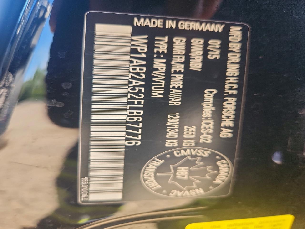 2015 Porsche Macan S Black vin: WP1AB2A52FLB67776