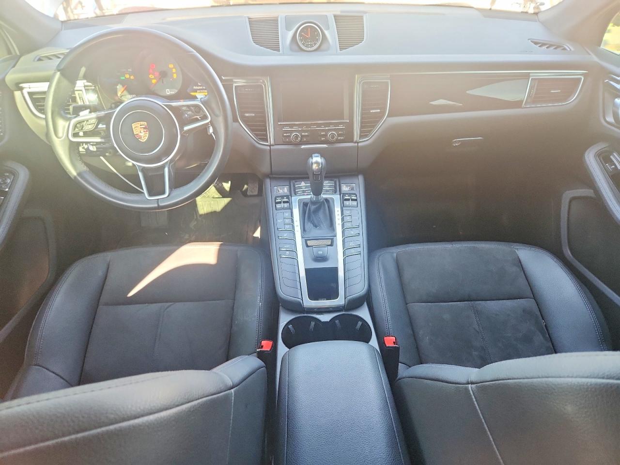 2015 Porsche Macan S Black vin: WP1AB2A52FLB67776