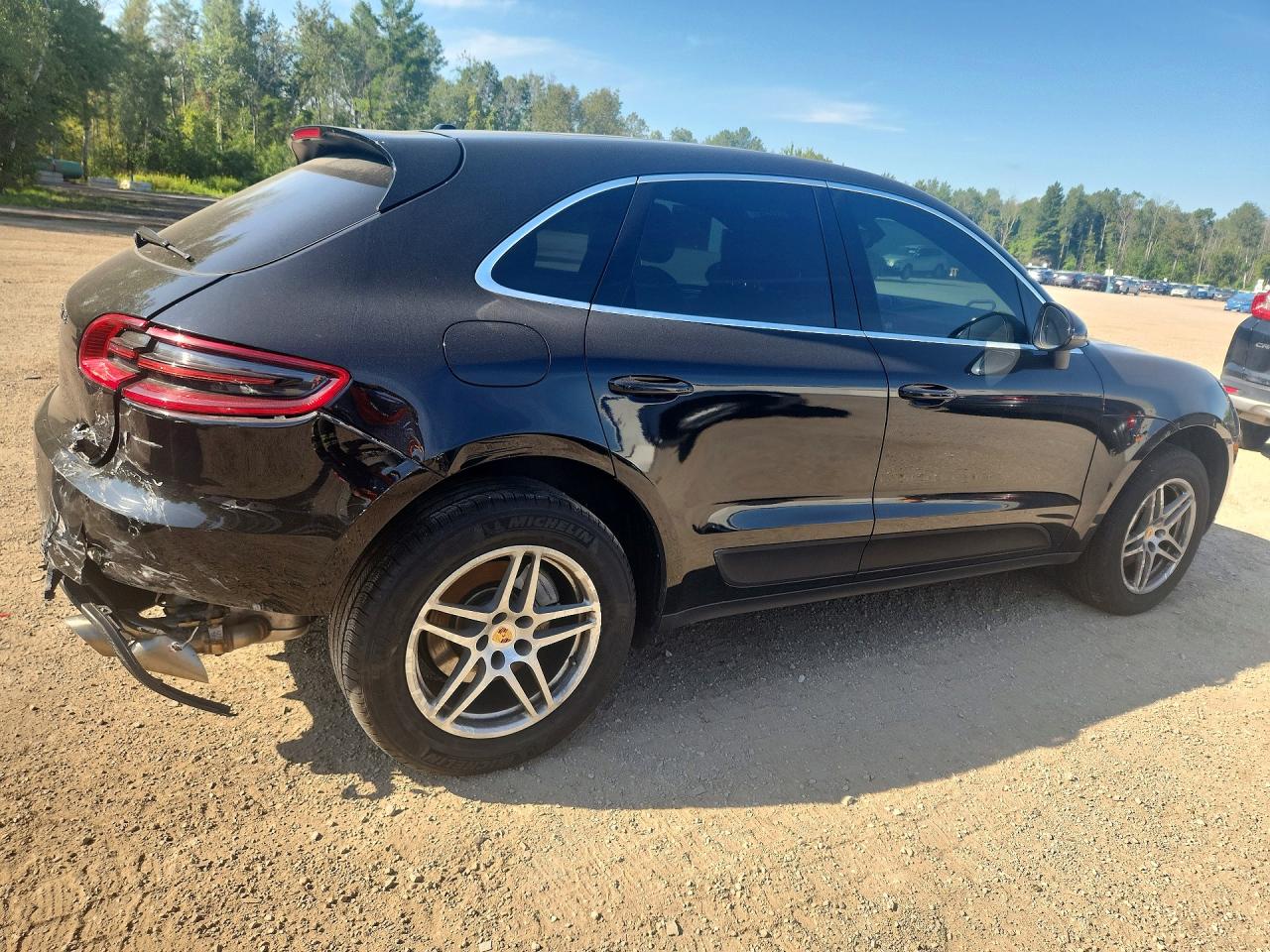 2015 Porsche Macan S Black vin: WP1AB2A52FLB67776