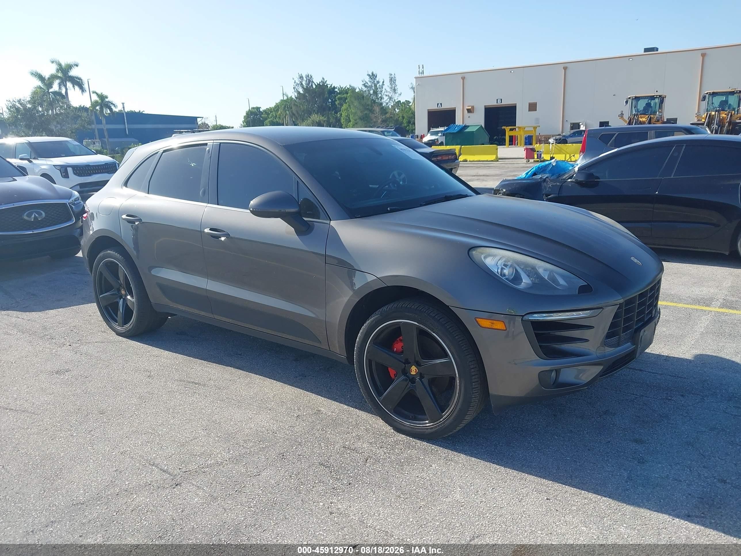 2015 Porsche Macan S Brown vin: WP1AB2A52FLB69737