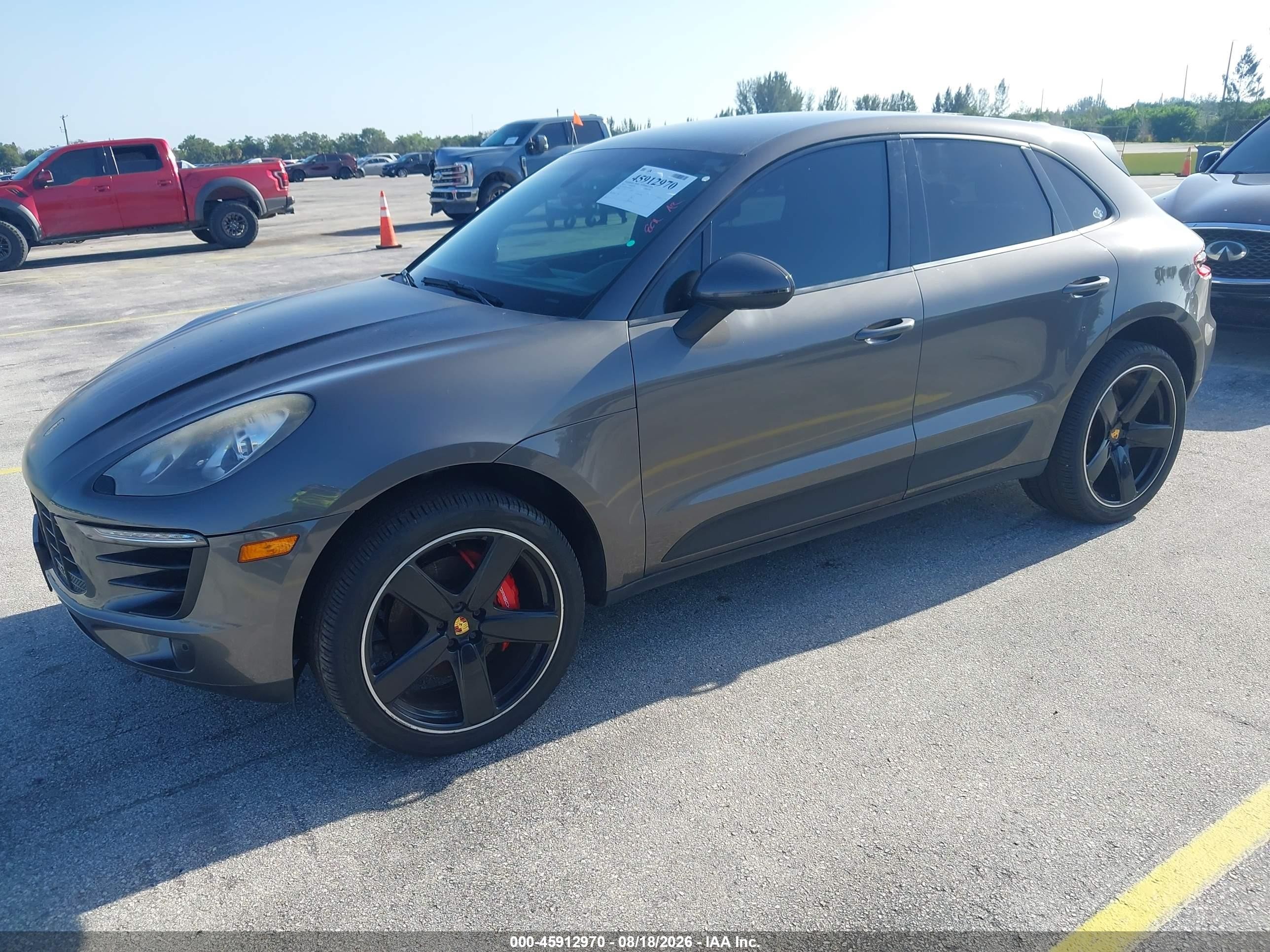 2015 Porsche Macan S Brown vin: WP1AB2A52FLB69737