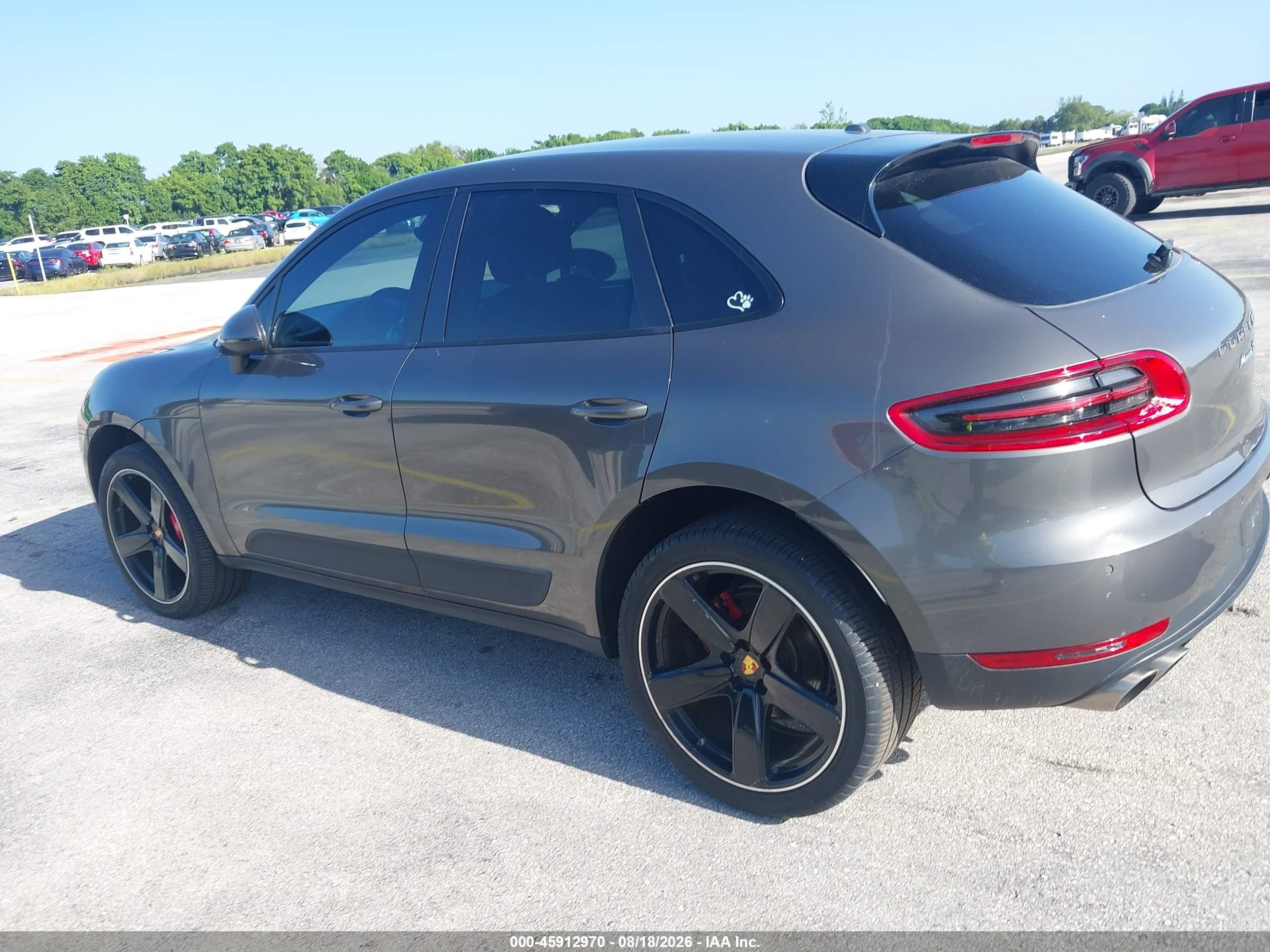 2015 Porsche Macan S Brown vin: WP1AB2A52FLB69737