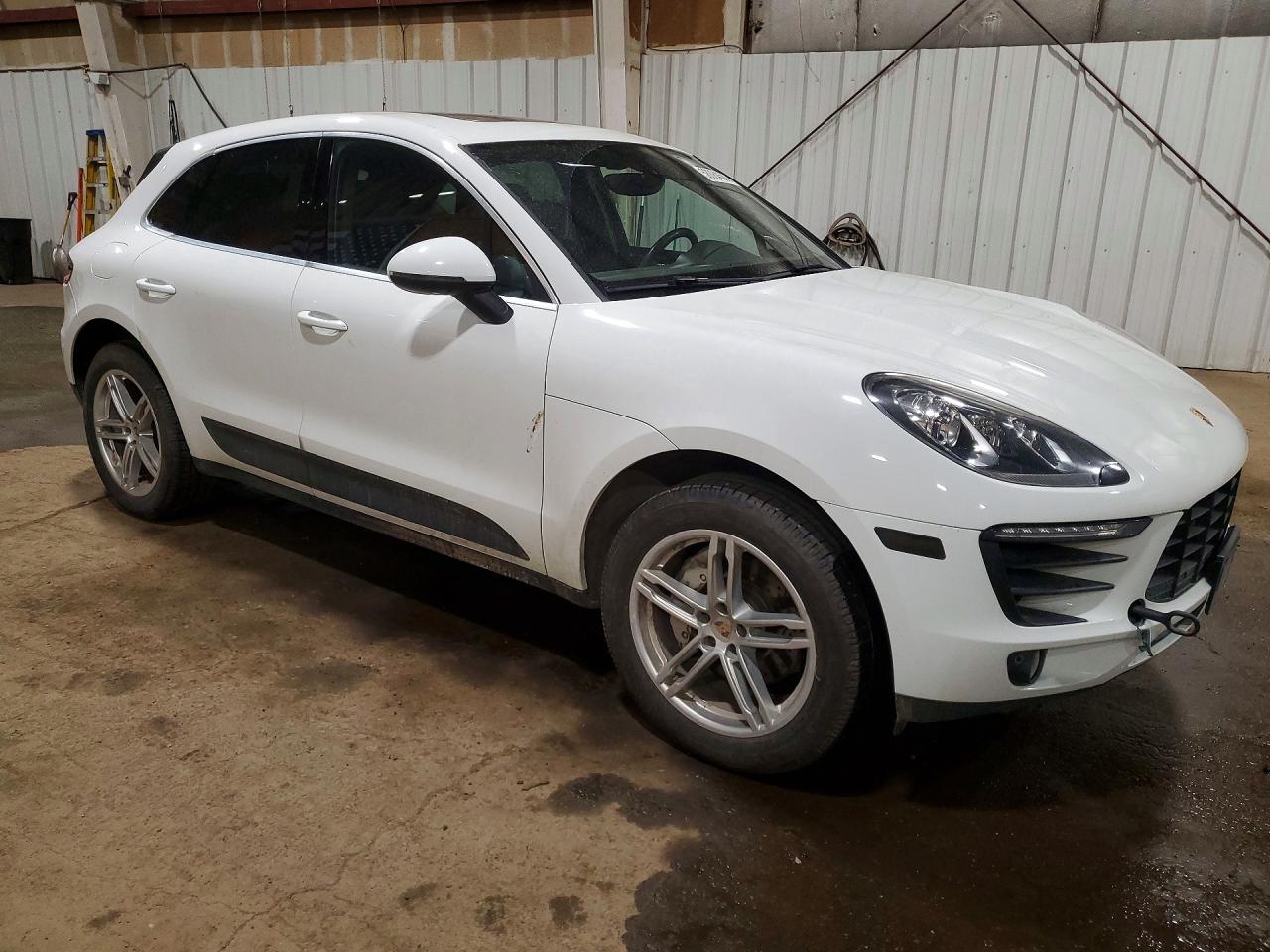 2015 Porsche Macan S White vin: WP1AB2A53FLB66779