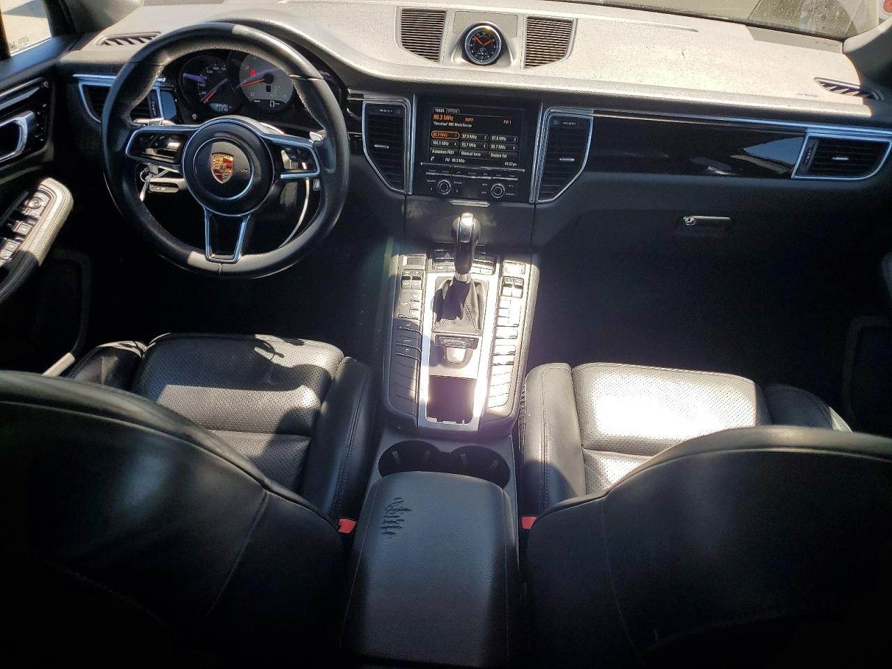 2015 Porsche Macan S Black vin: WP1AB2A53FLB71495