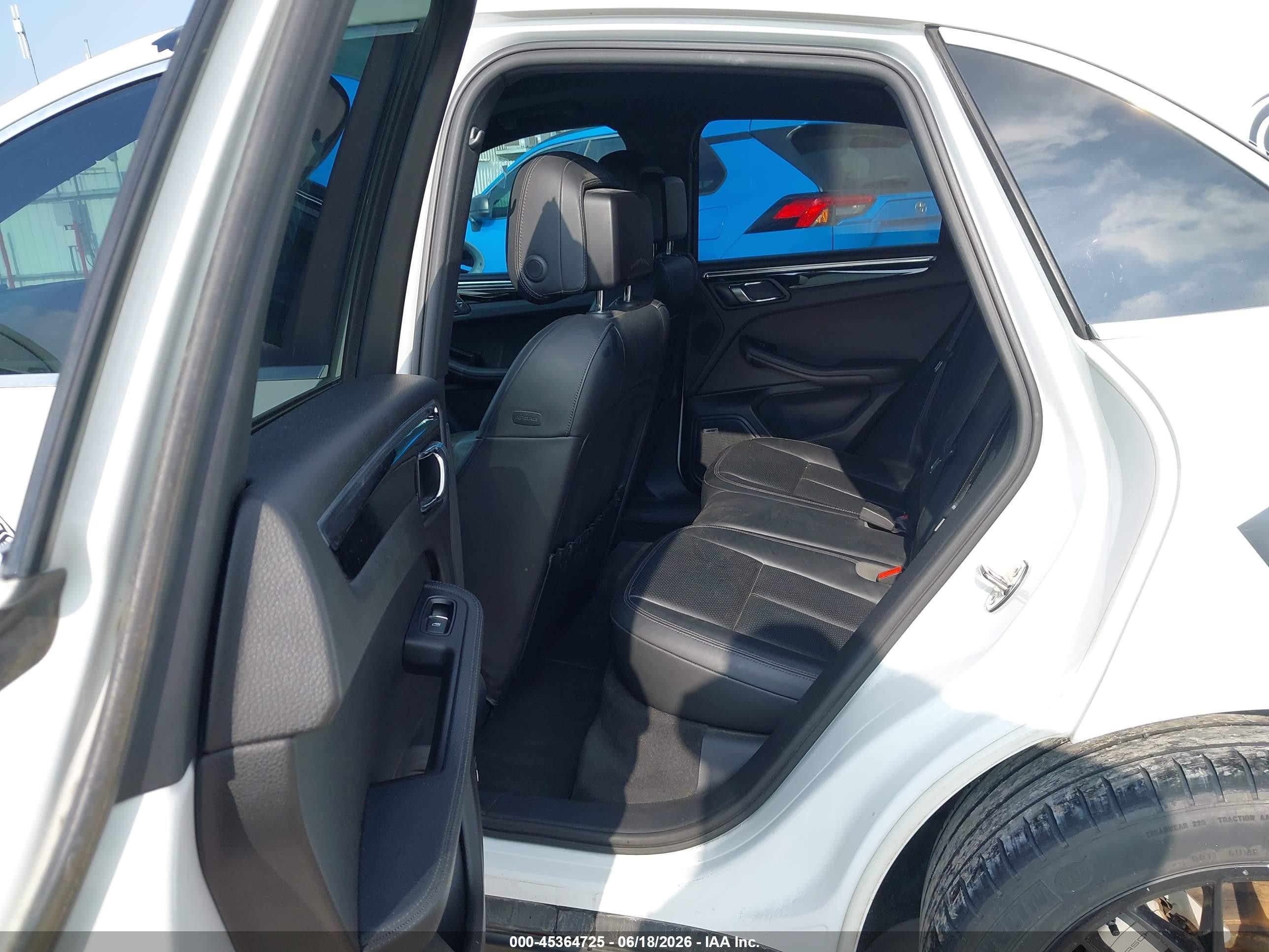 2015 Porsche Macan S White vin: WP1AB2A54FLB71571