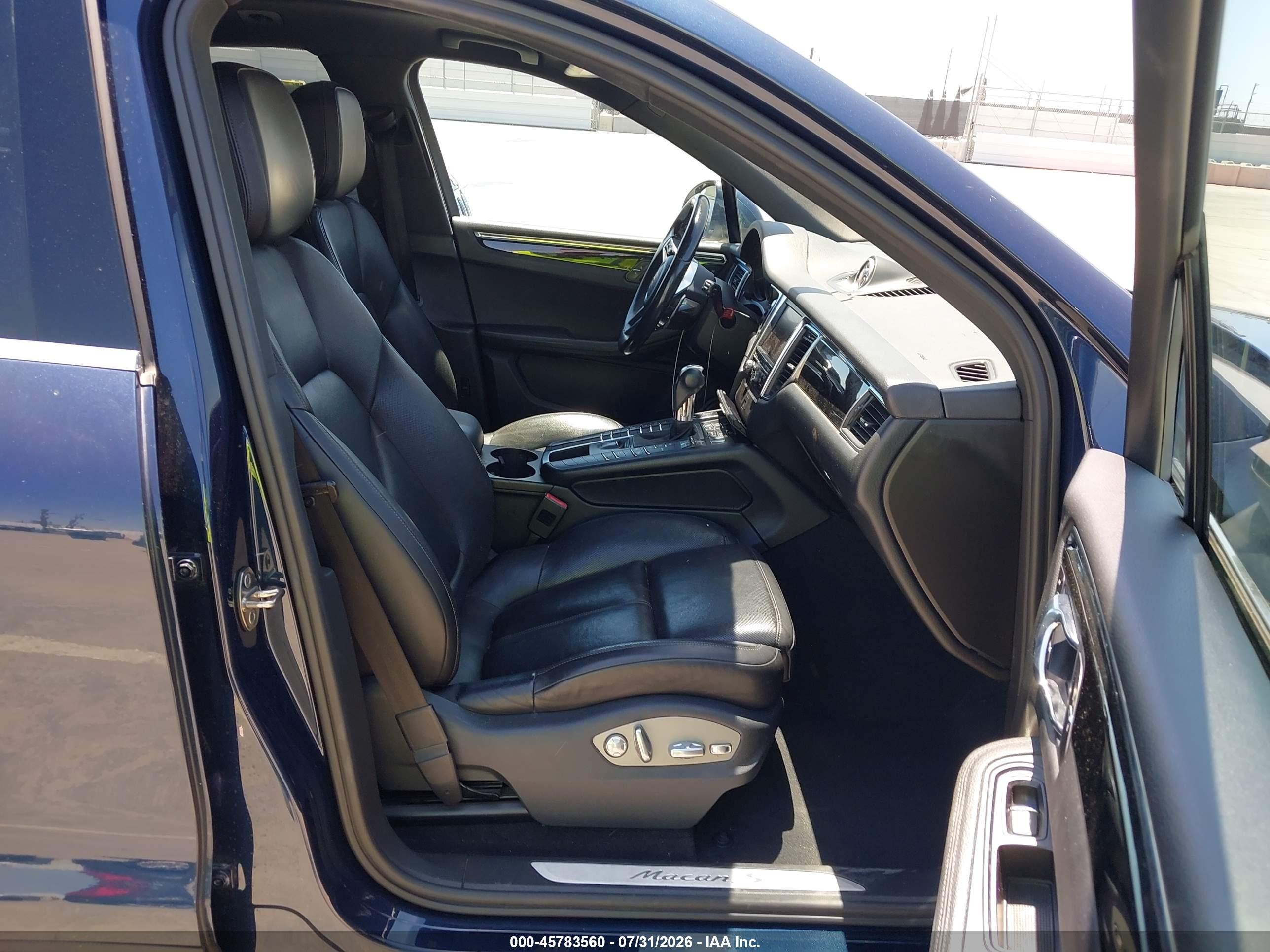 2015 Porsche Macan S Dark Blue vin: WP1AB2A54FLB74115
