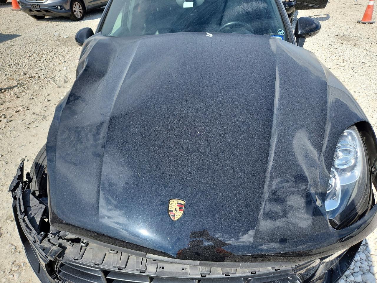 2015 Porsche Macan S Black vin: WP1AB2A55FLB42922