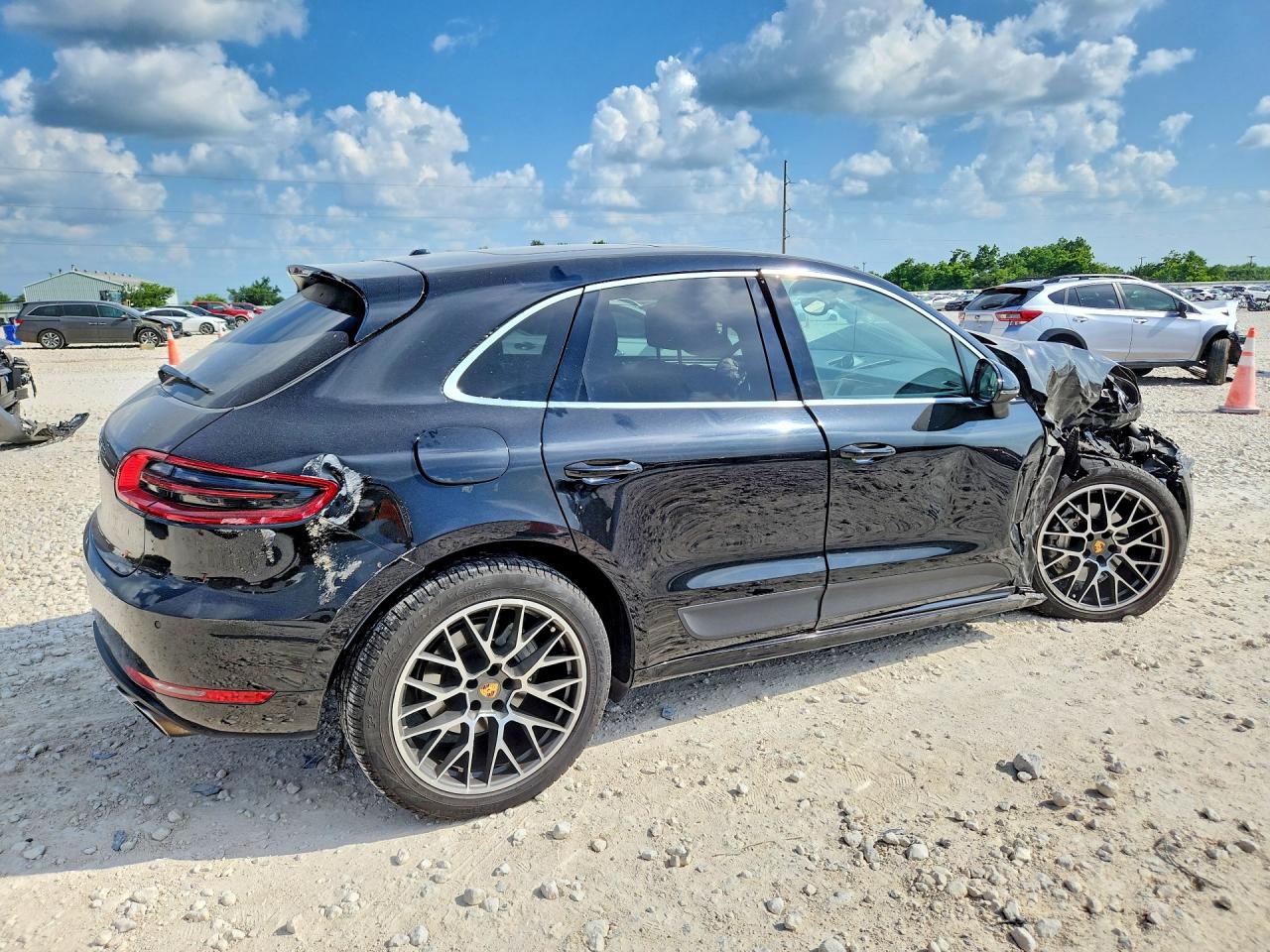 2015 Porsche Macan S Black vin: WP1AB2A55FLB42922