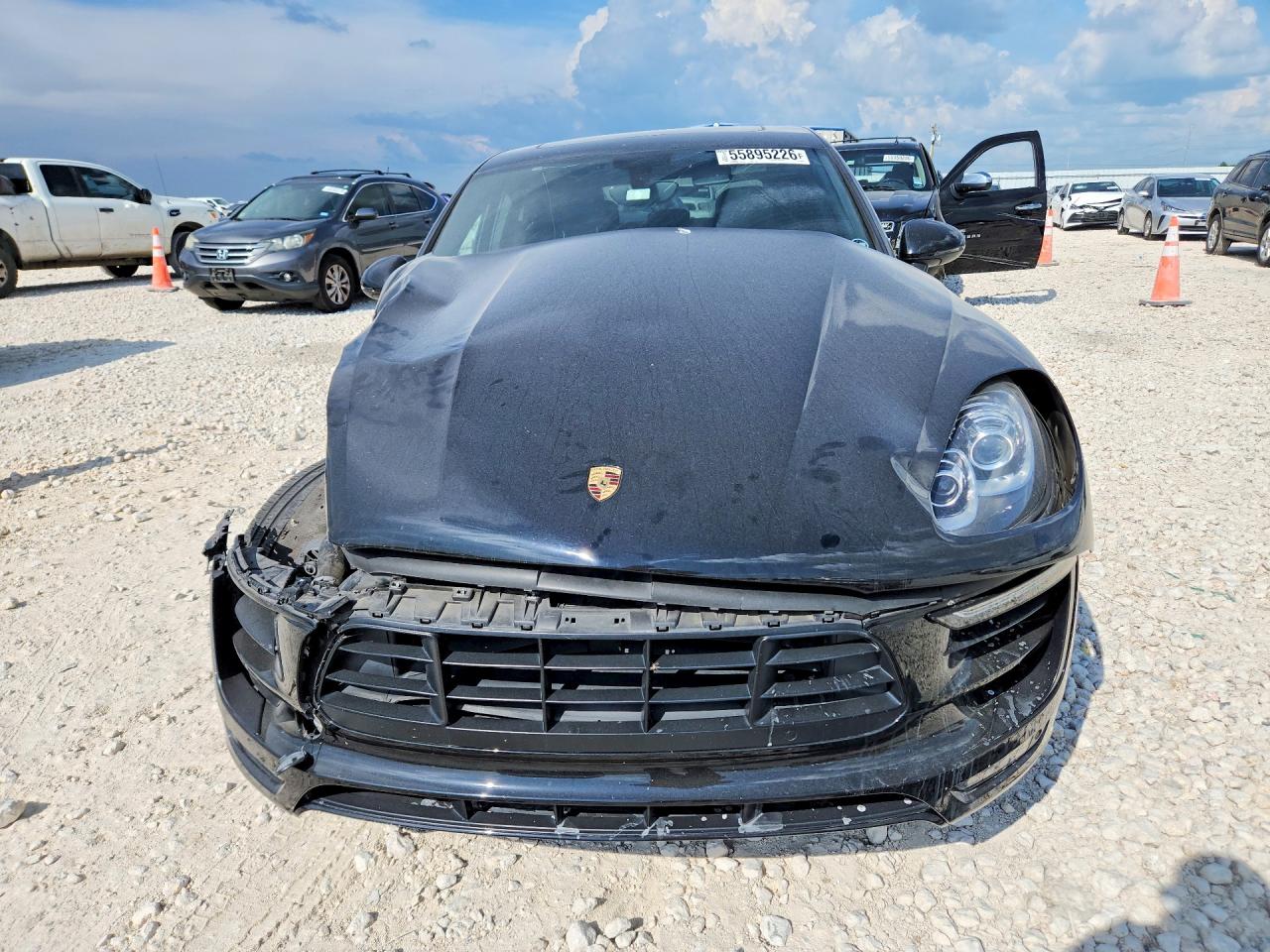 2015 Porsche Macan S Black vin: WP1AB2A55FLB42922
