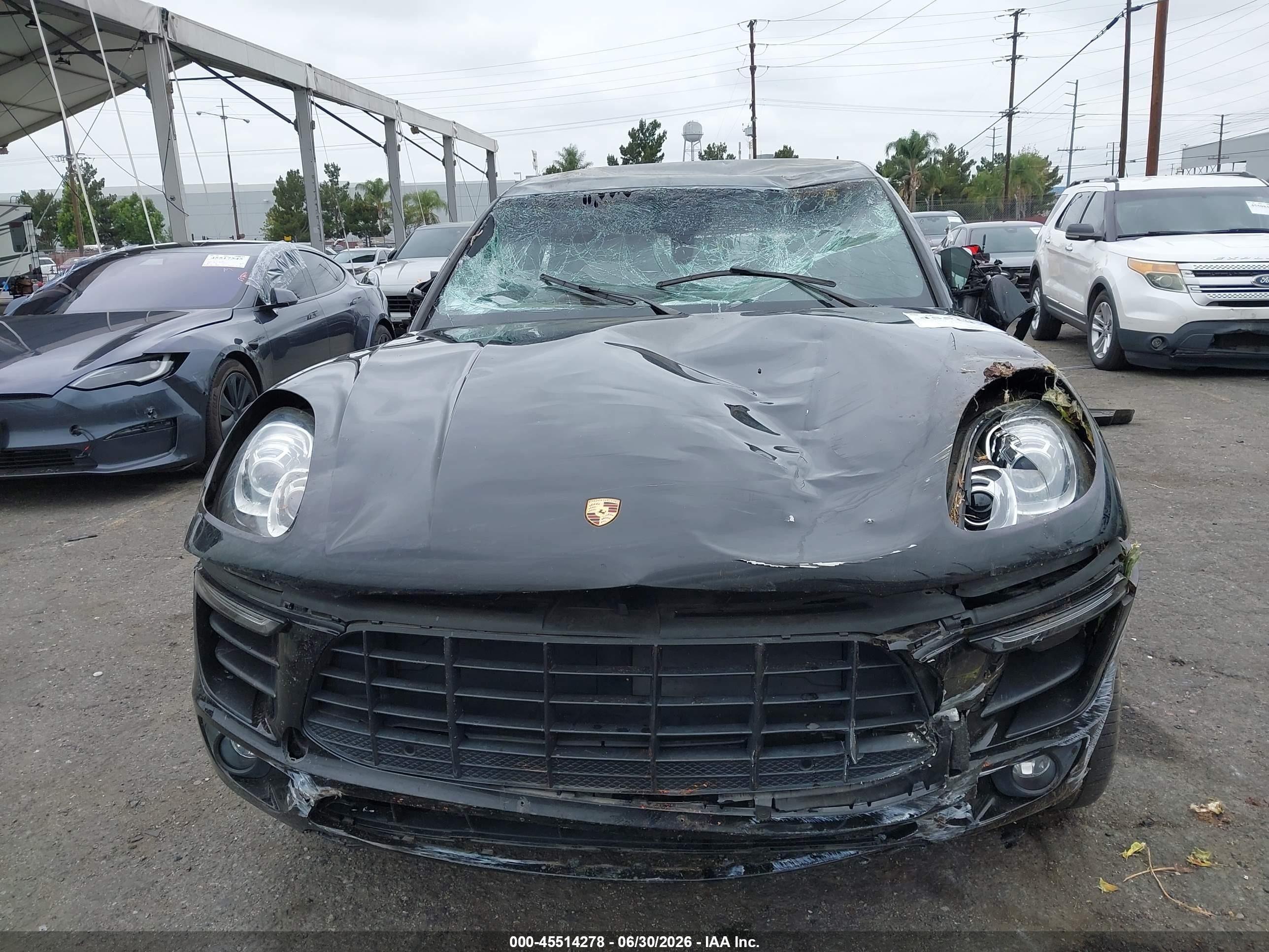 2015 Porsche Macan S Черный vin: WP1AB2A55FLB44279
