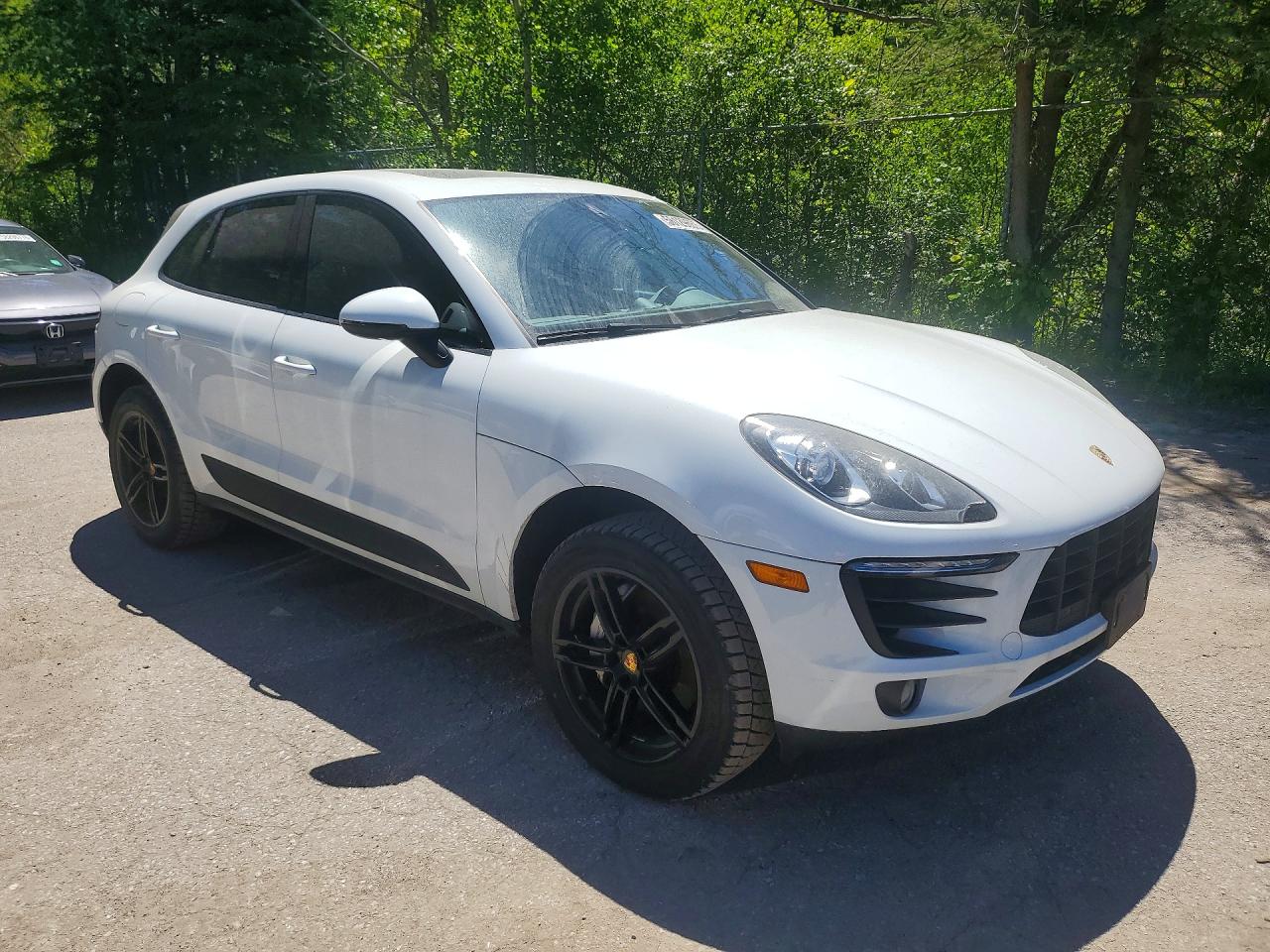 2015 Porsche Macan S White vin: WP1AB2A55FLB72406