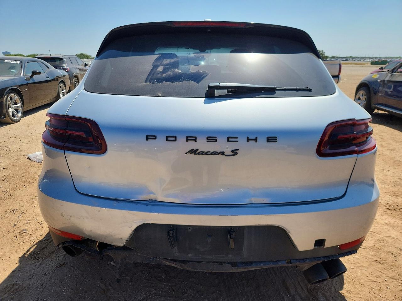 2015 Porsche Macan S Silver vin: WP1AB2A56FLB41519