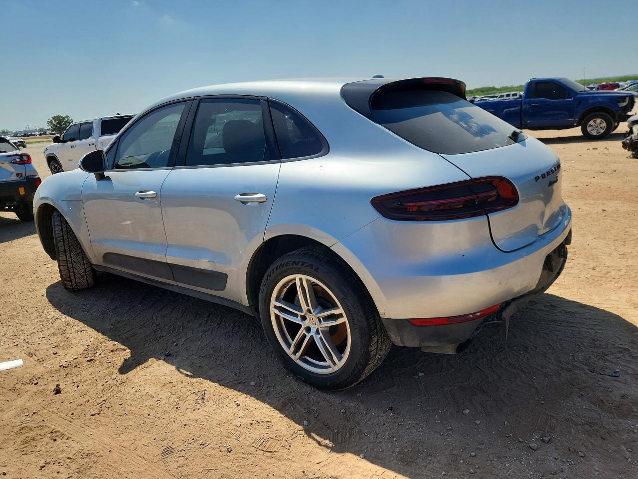 2015 Porsche Macan S Silver vin: WP1AB2A56FLB41519