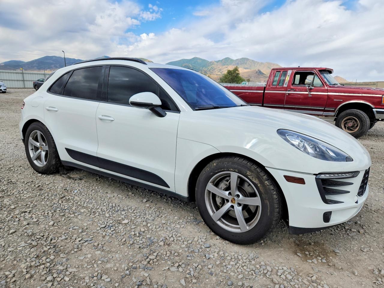 2015 Porsche Macan S White vin: WP1AB2A56FLB43013