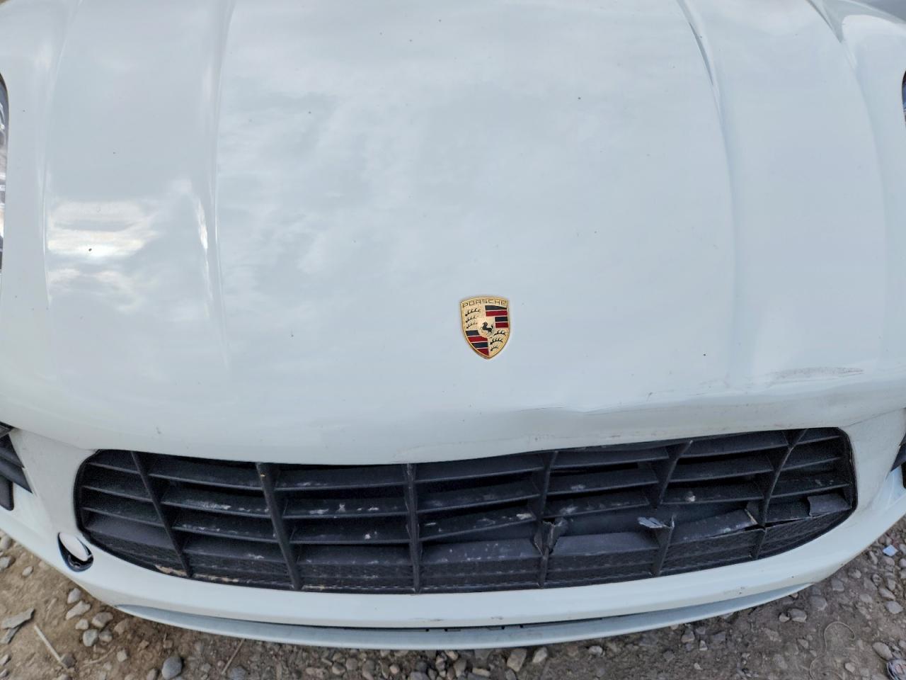 2015 Porsche Macan S White vin: WP1AB2A56FLB43013