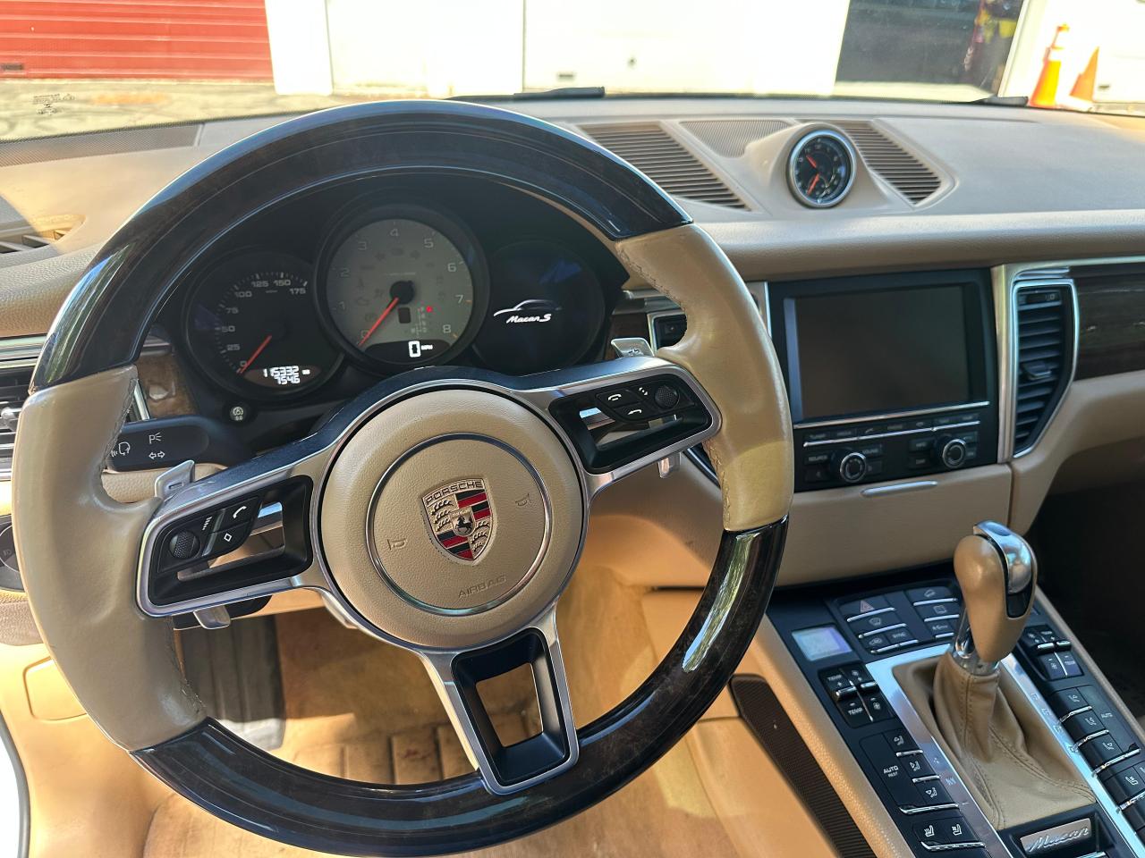 2015 Porsche Macan S White vin: WP1AB2A56FLB51631