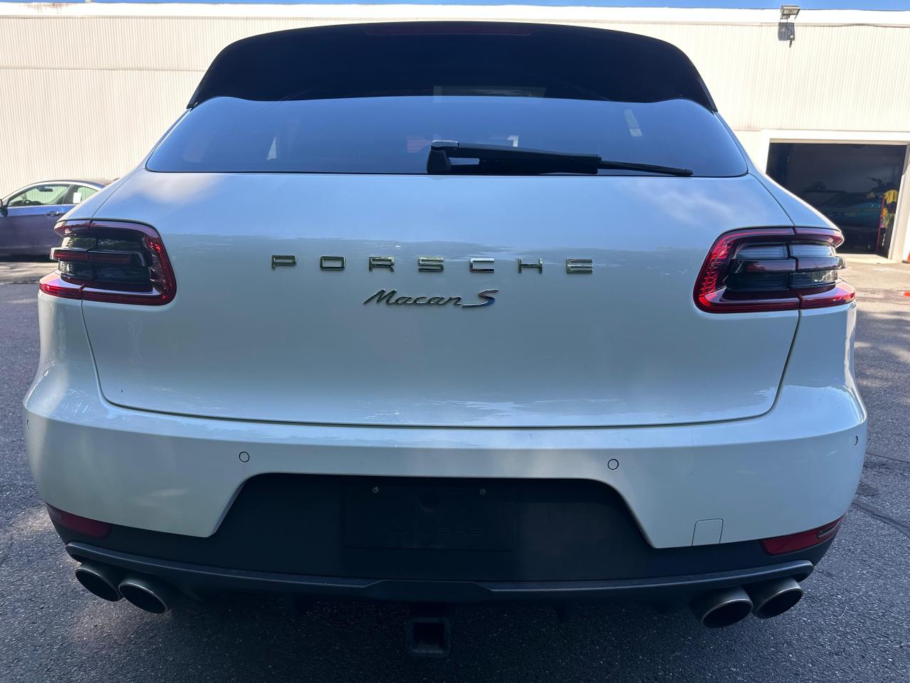2015 Porsche Macan S White vin: WP1AB2A56FLB51631