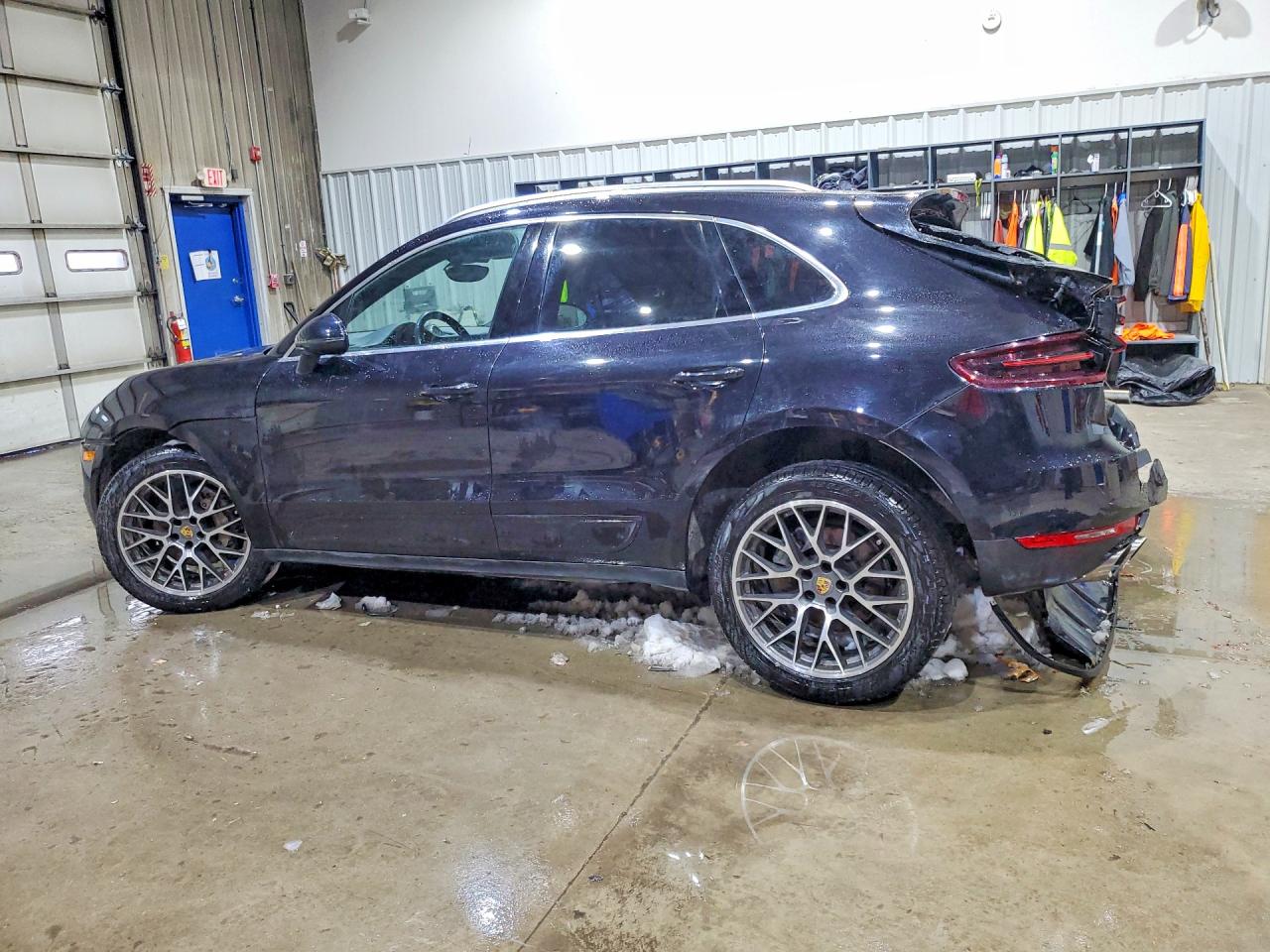 2018 Porsche Macan S Black vin: WP1AB2A56JLB32649