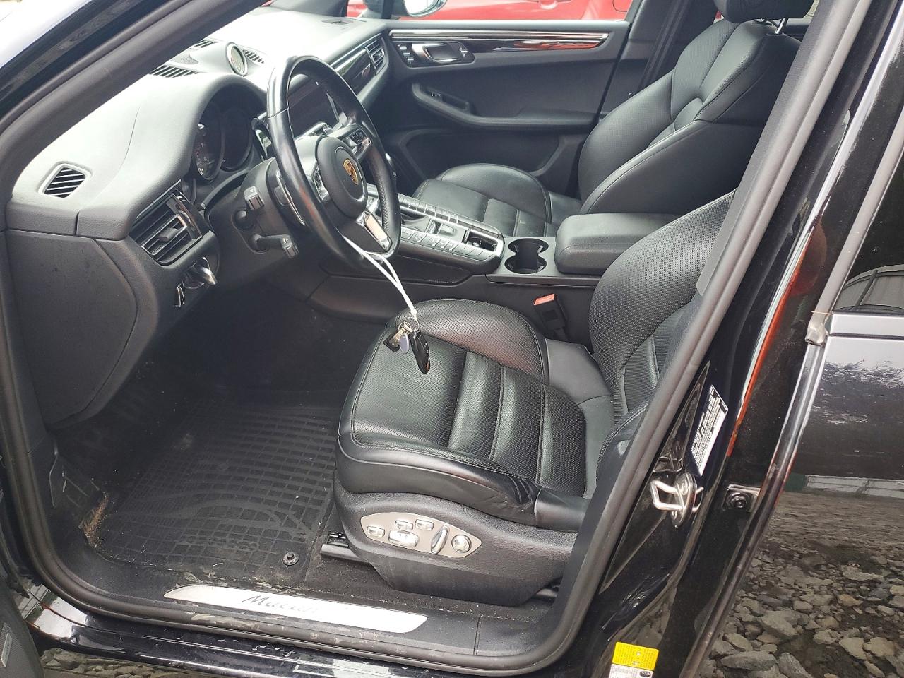2021 Porsche Macan S Black vin: WP1AB2A56MLB31182